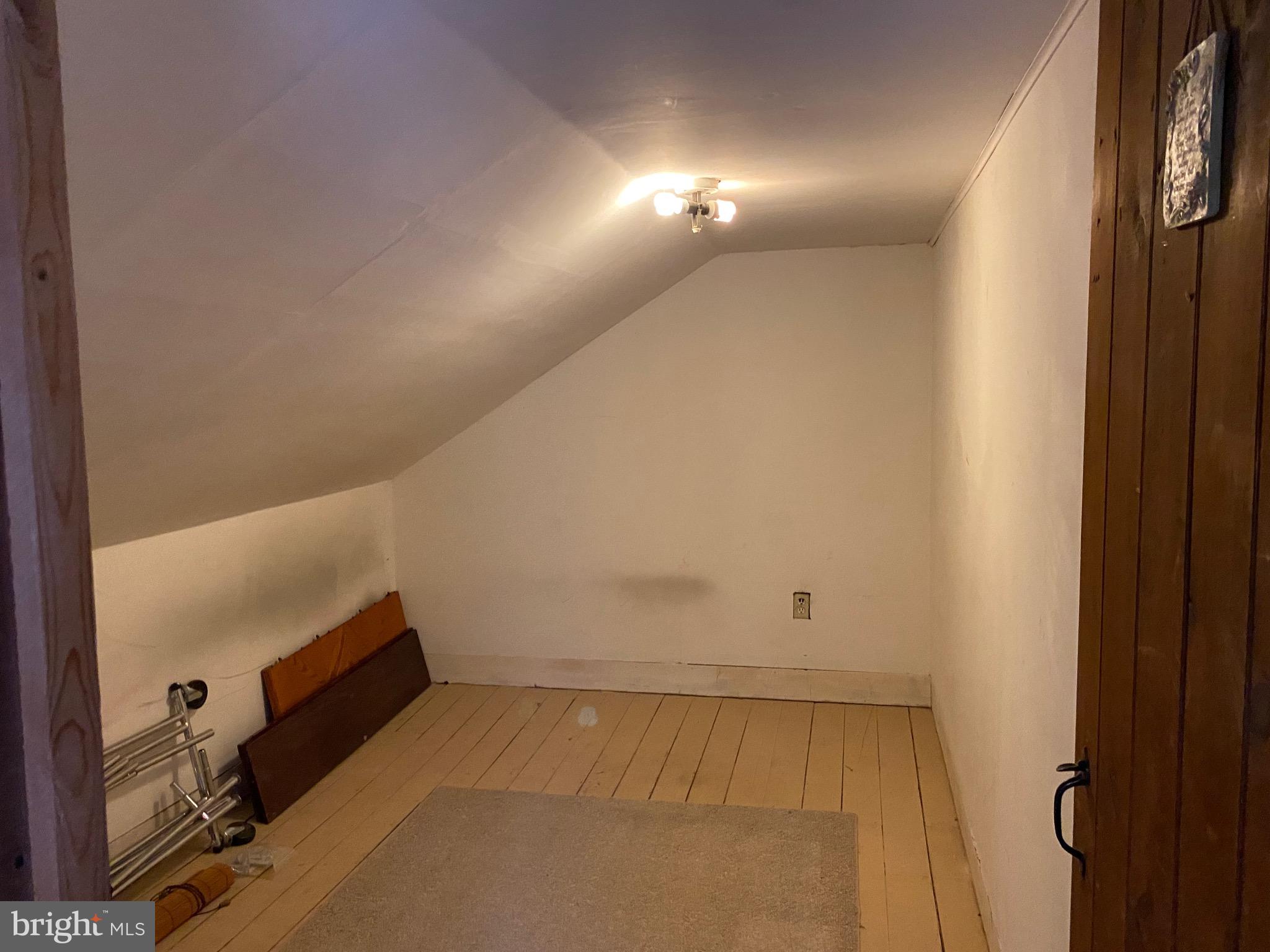 POTTSVILLE - Residential