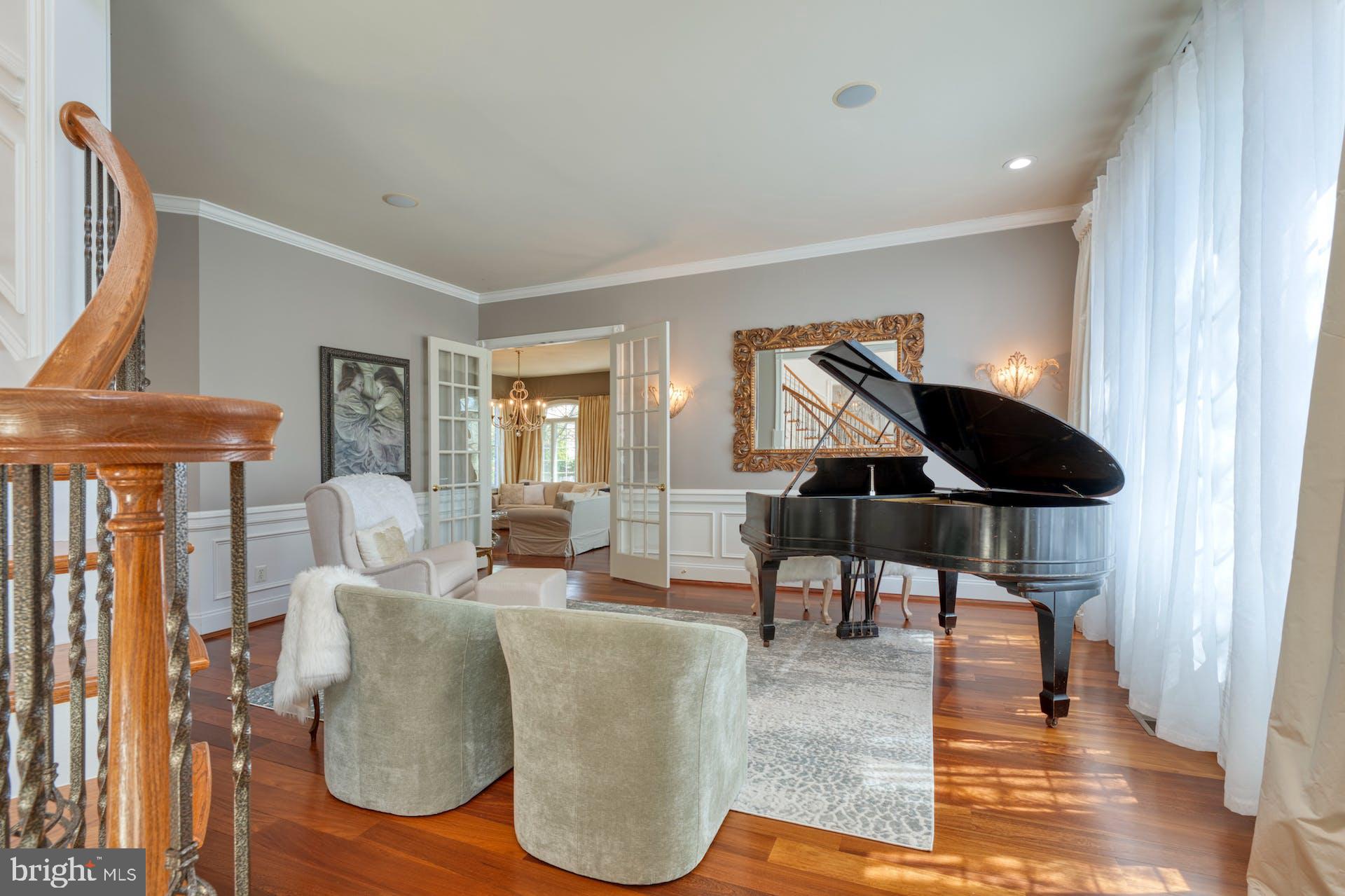 BELMONT COUNTRY CLUB - Residential