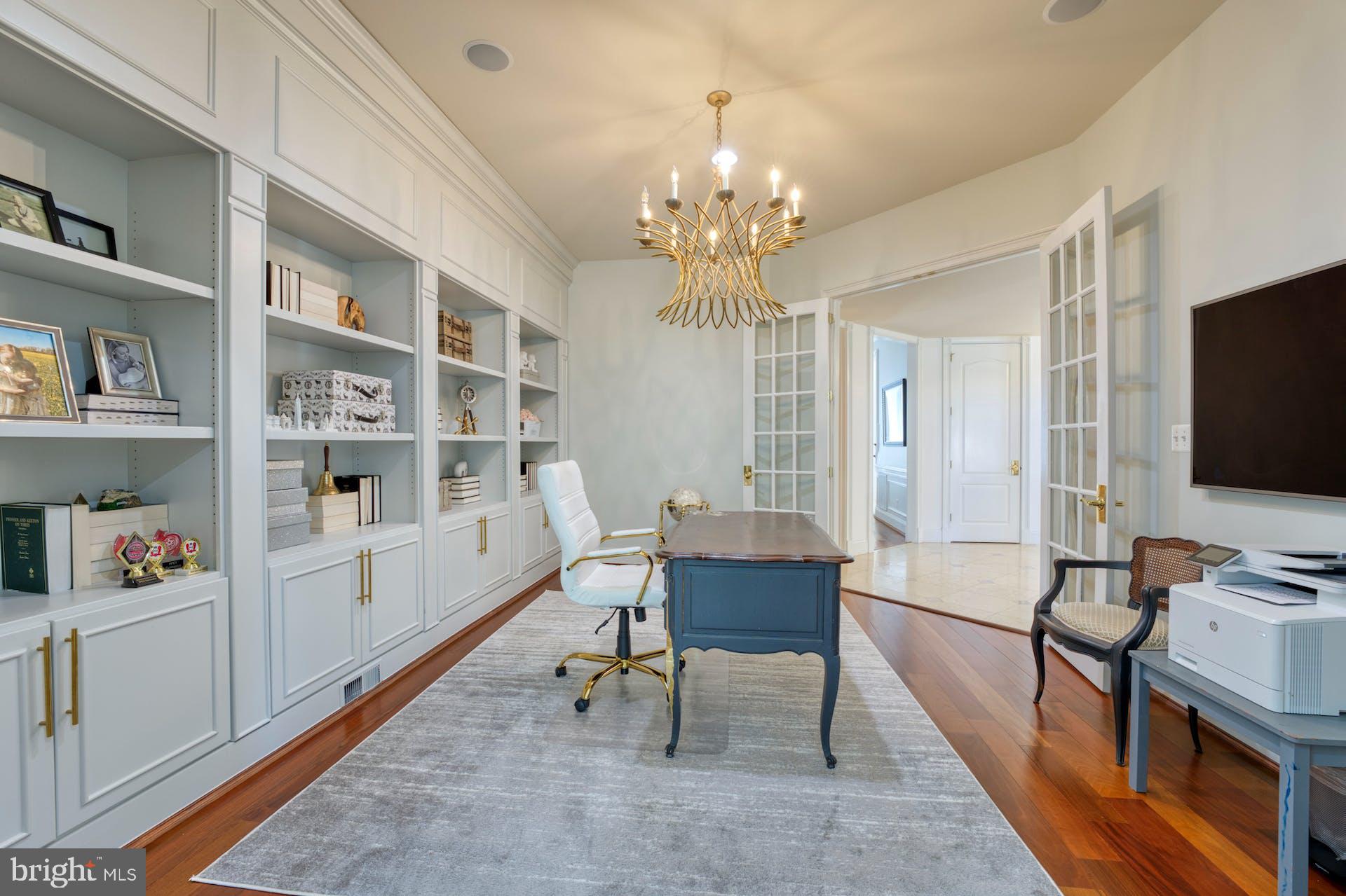 BELMONT COUNTRY CLUB - Residential