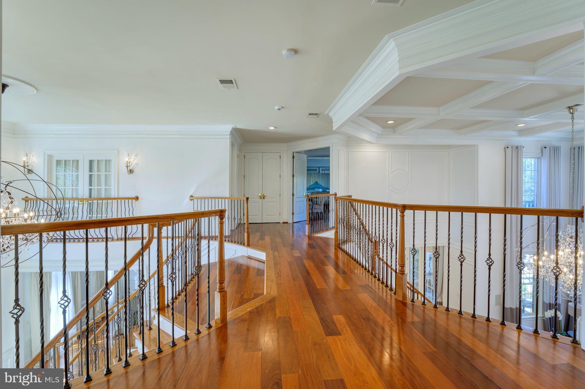 BELMONT COUNTRY CLUB - Residential