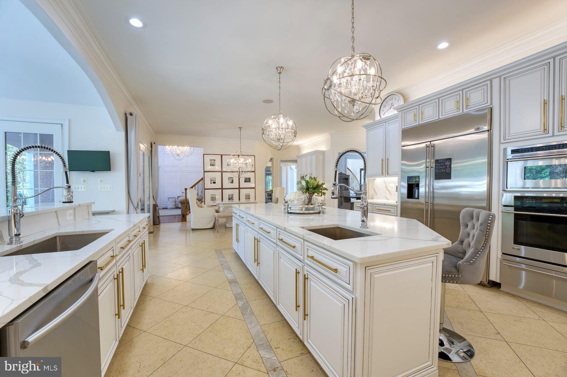 BELMONT COUNTRY CLUB - Residential