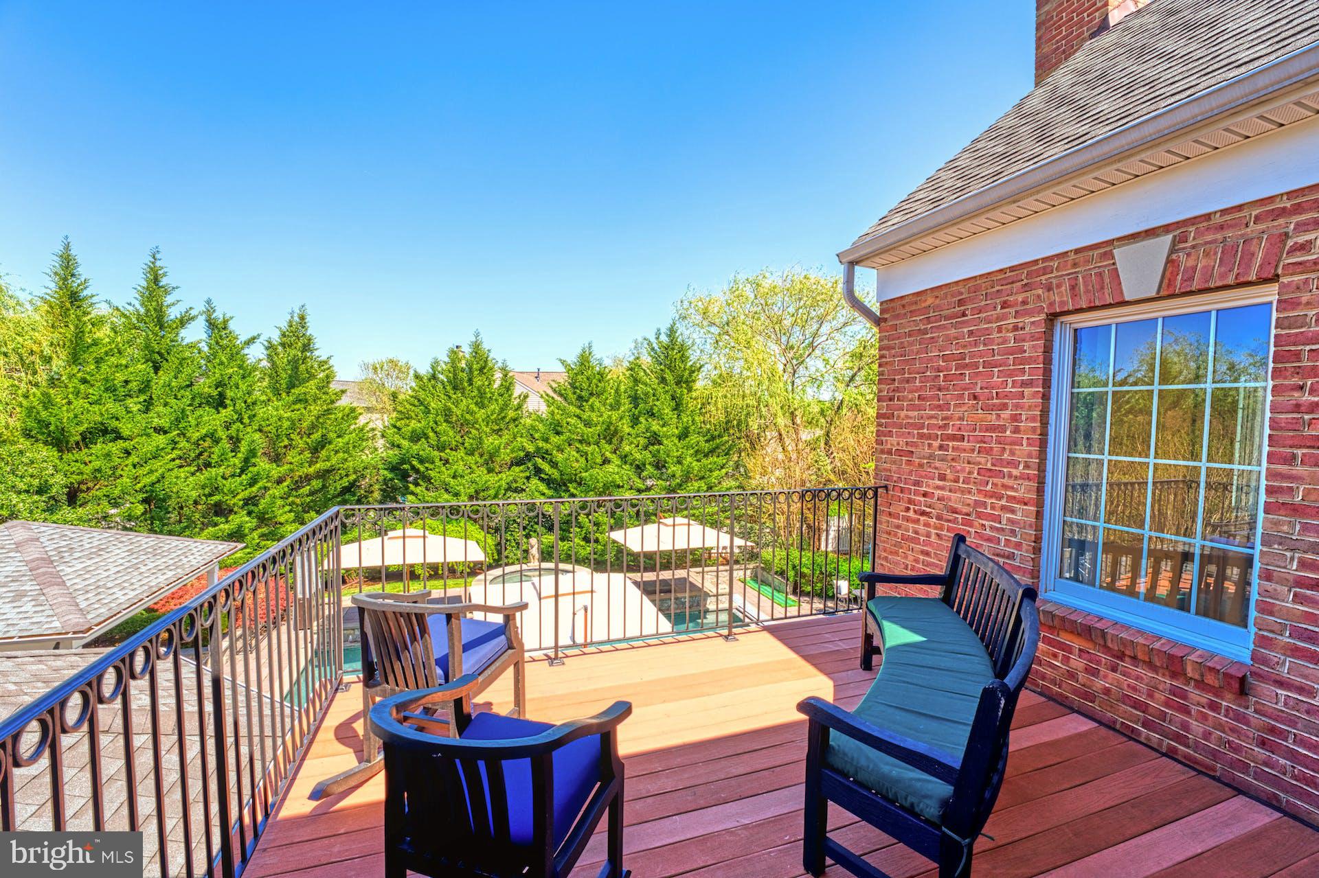 BELMONT COUNTRY CLUB - Residential