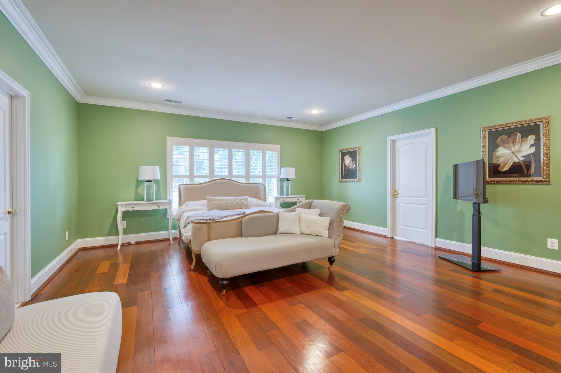 BELMONT COUNTRY CLUB - Residential