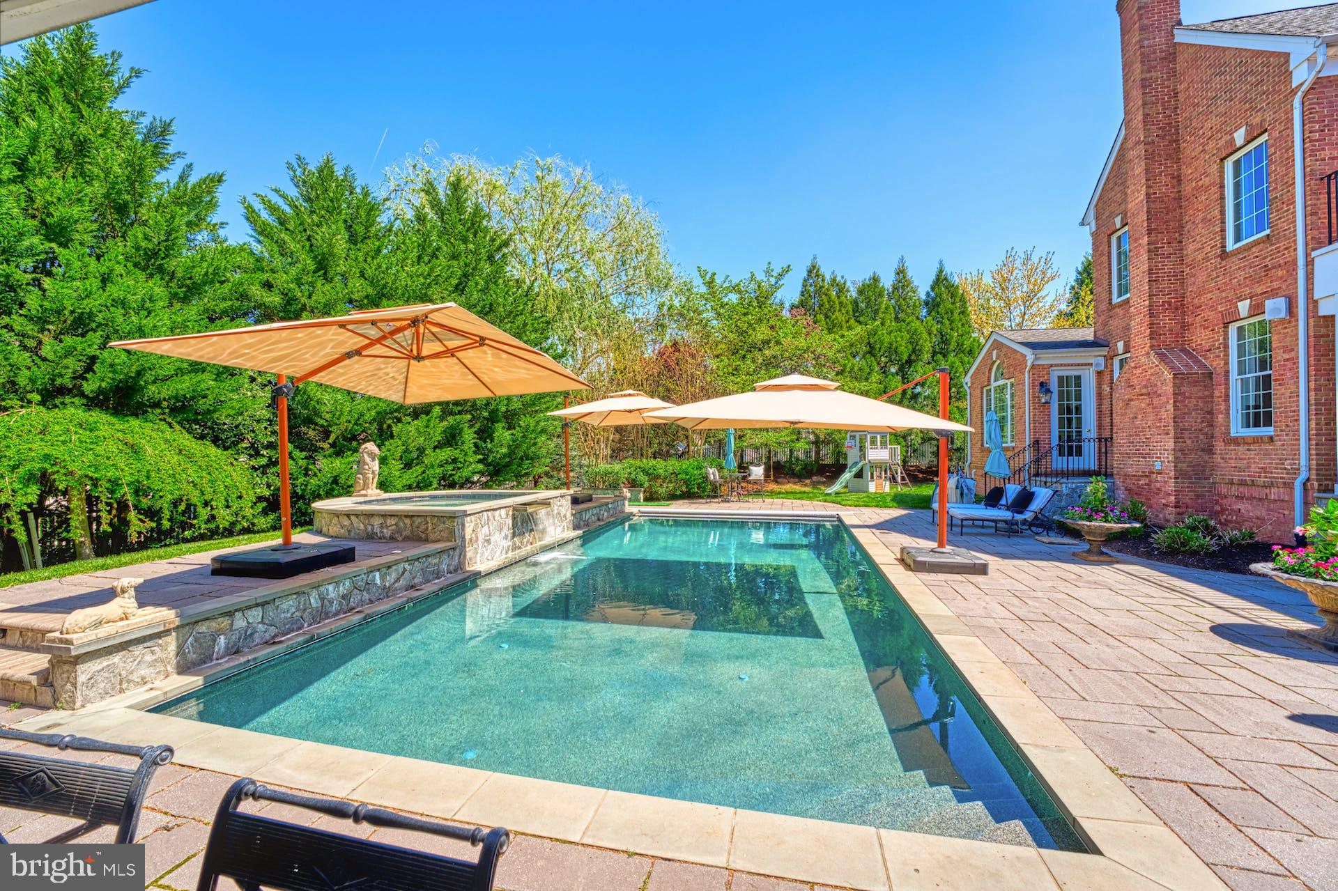 BELMONT COUNTRY CLUB - Residential