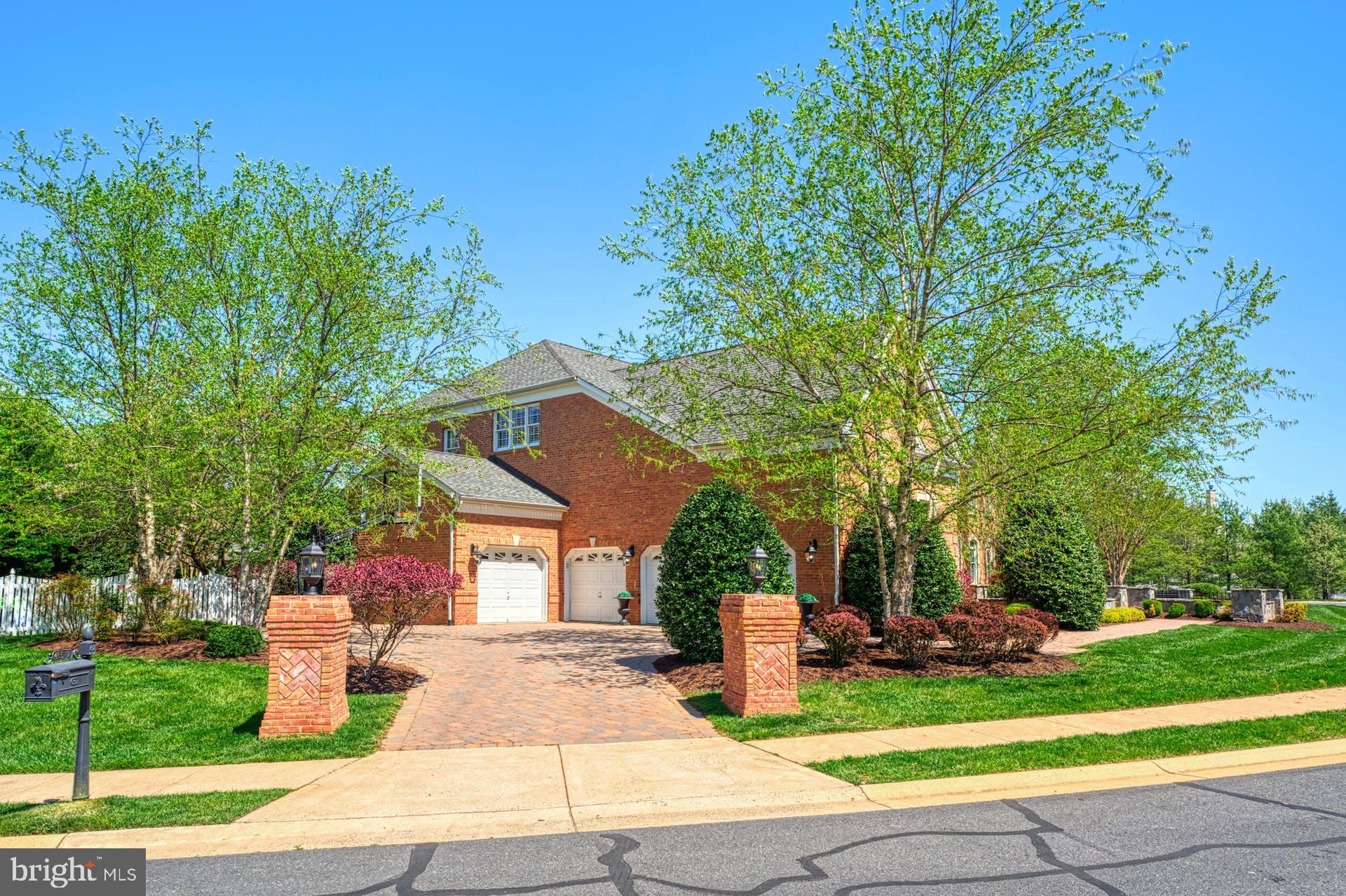 BELMONT COUNTRY CLUB - Residential