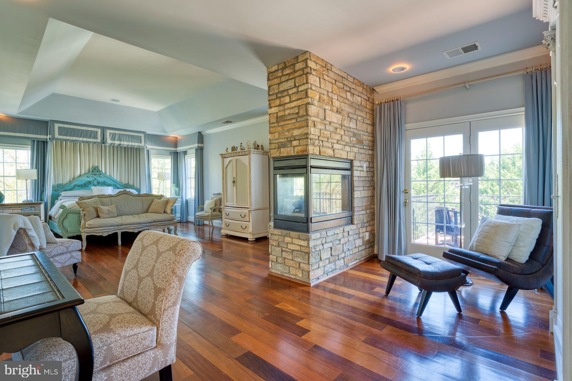 BELMONT COUNTRY CLUB - Residential