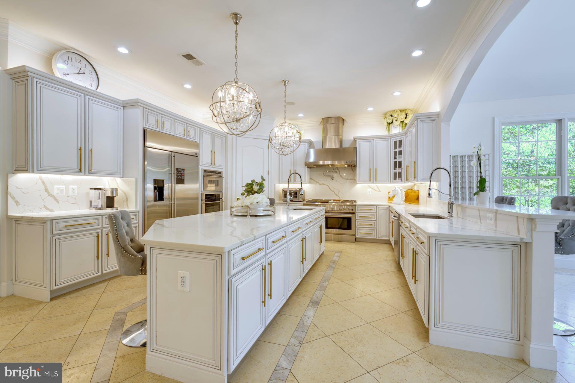 BELMONT COUNTRY CLUB - Residential