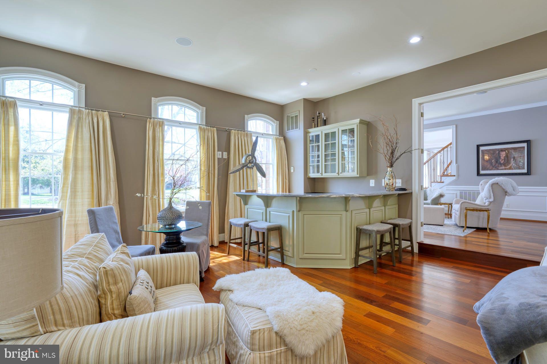 BELMONT COUNTRY CLUB - Residential