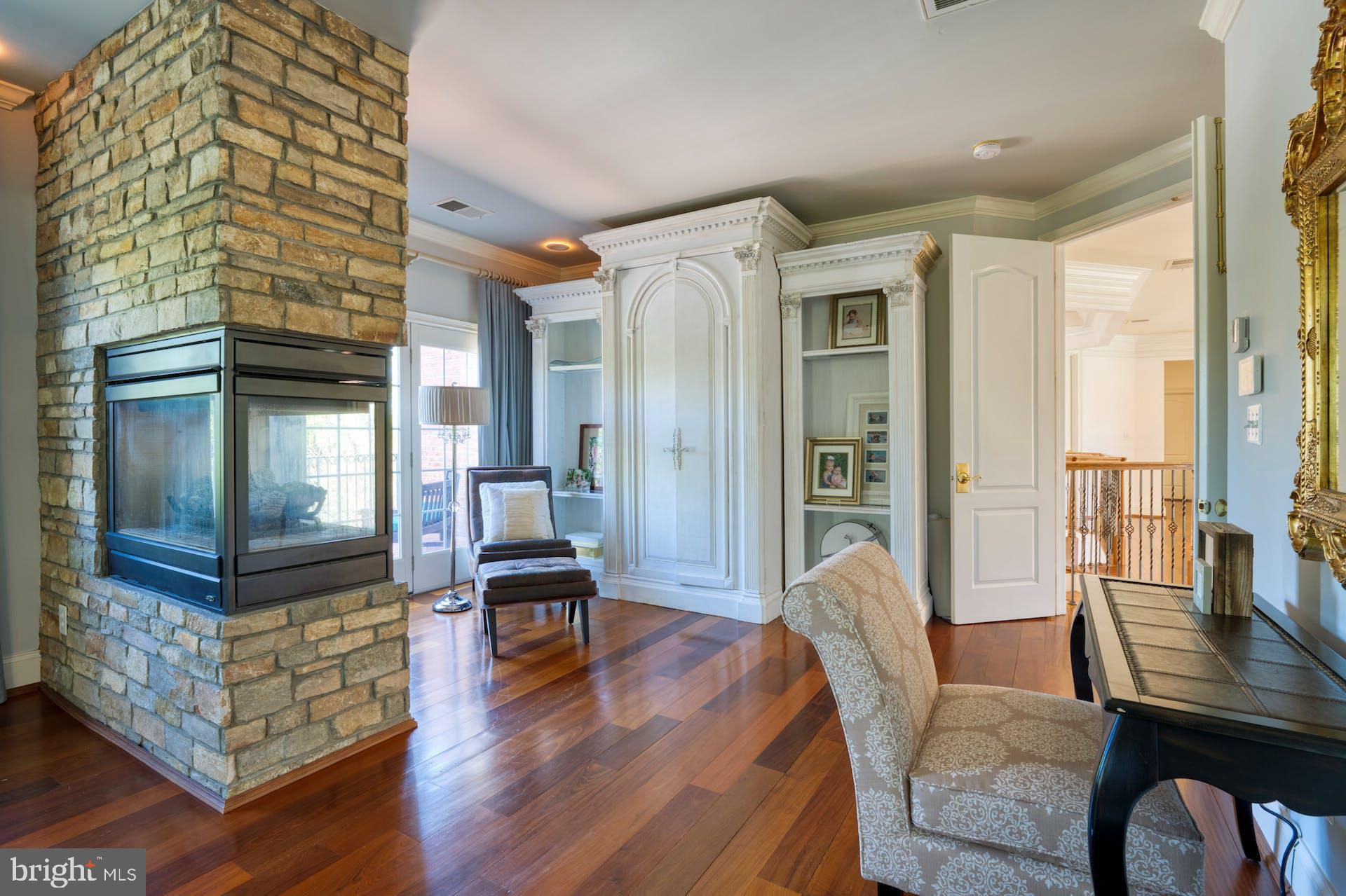 BELMONT COUNTRY CLUB - Residential