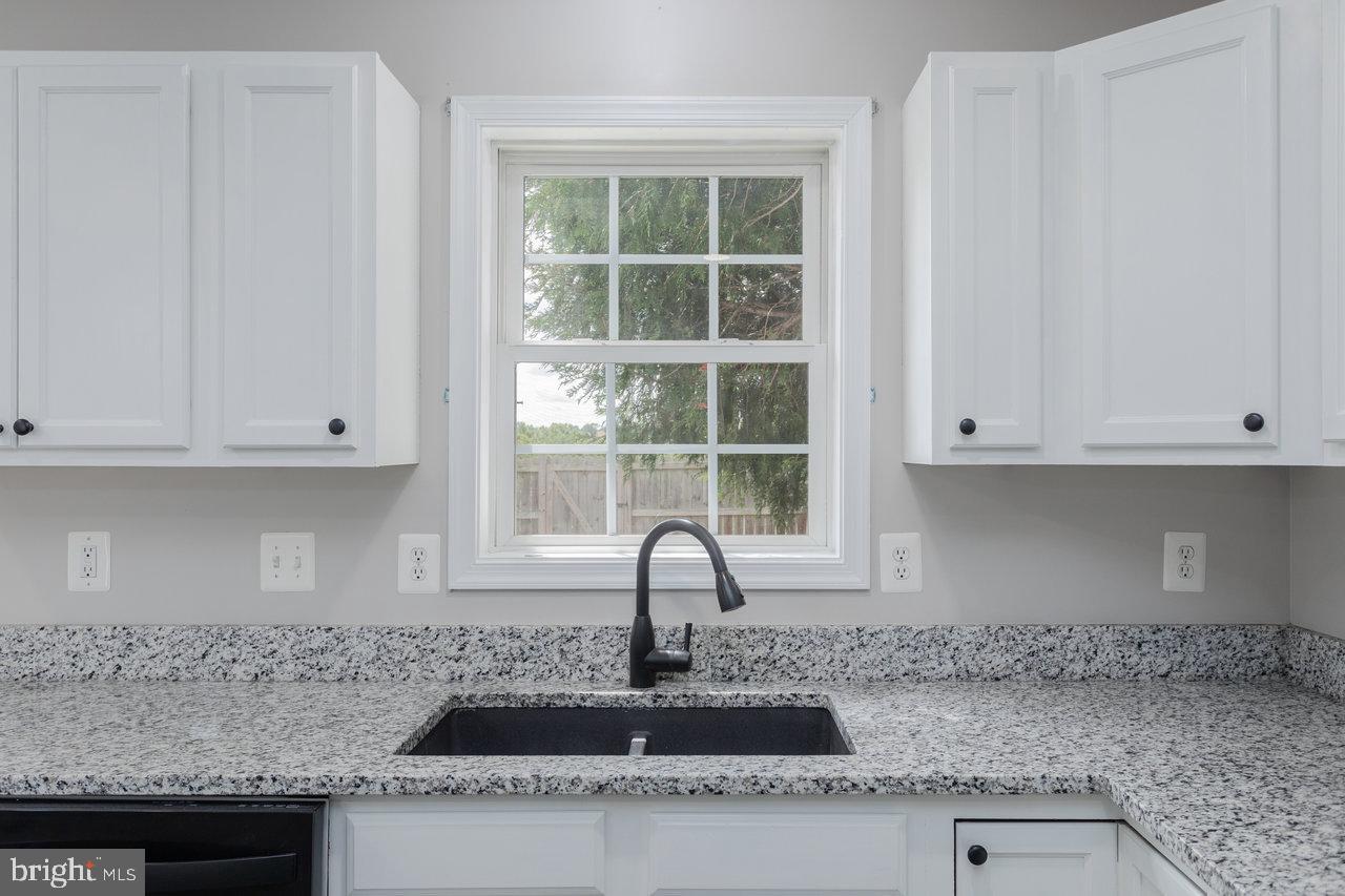 MADISON VILLAGE - Residential