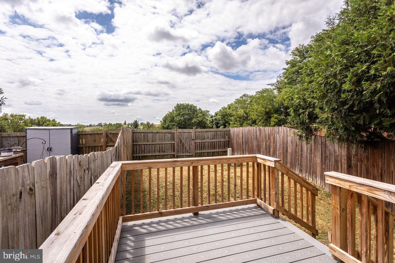 MADISON VILLAGE - Residential