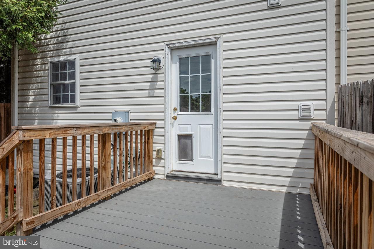 MADISON VILLAGE - Residential