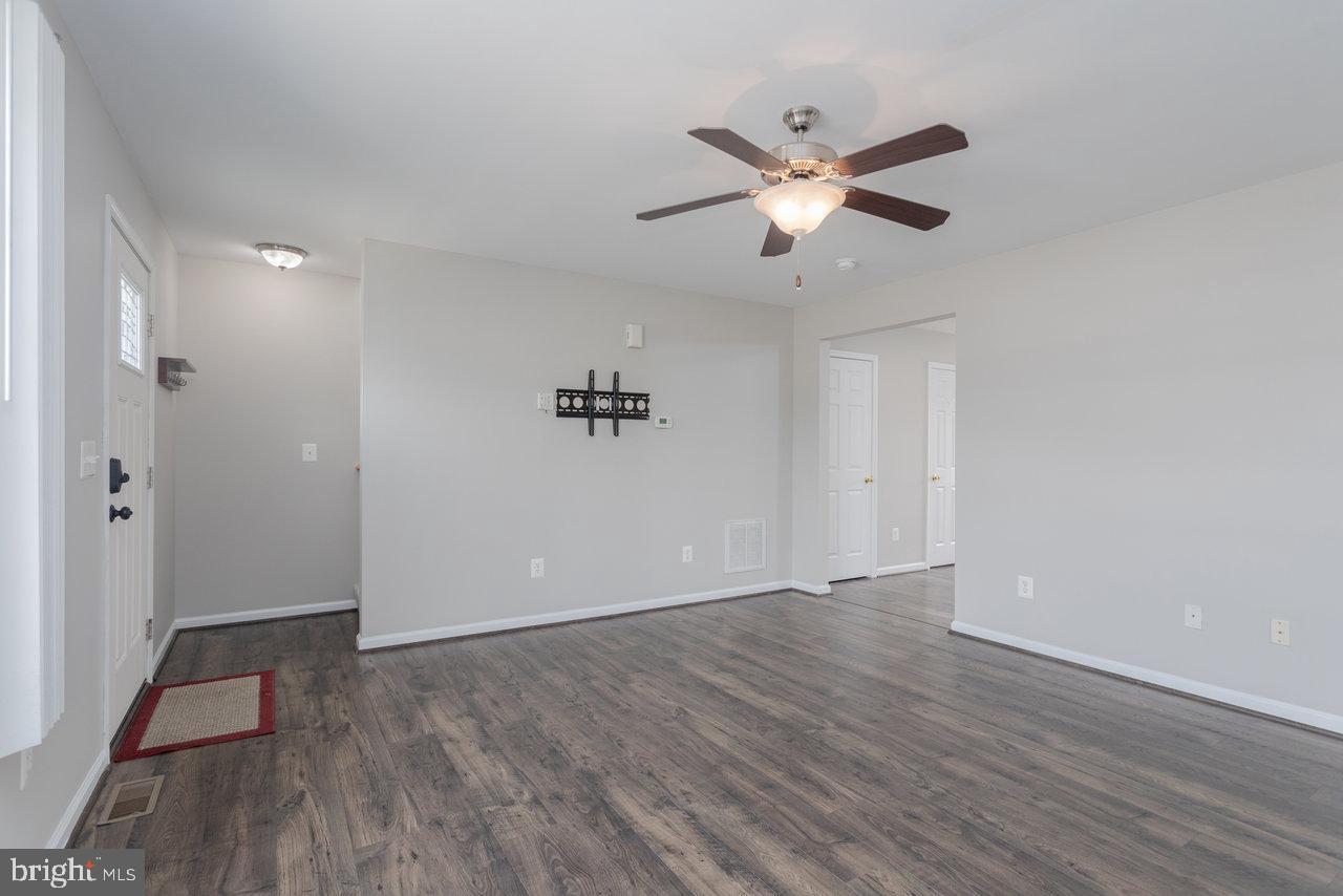 MADISON VILLAGE - Residential