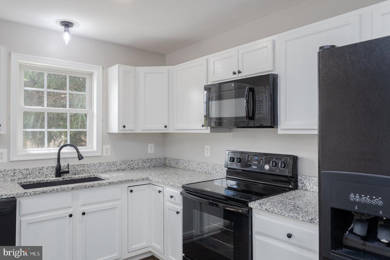 MADISON VILLAGE - Residential