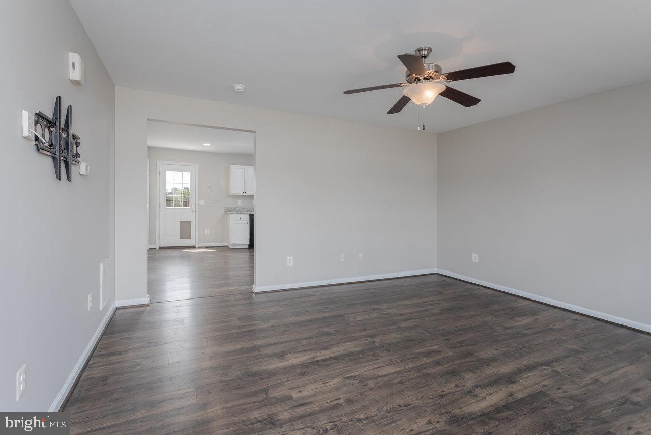 MADISON VILLAGE - Residential