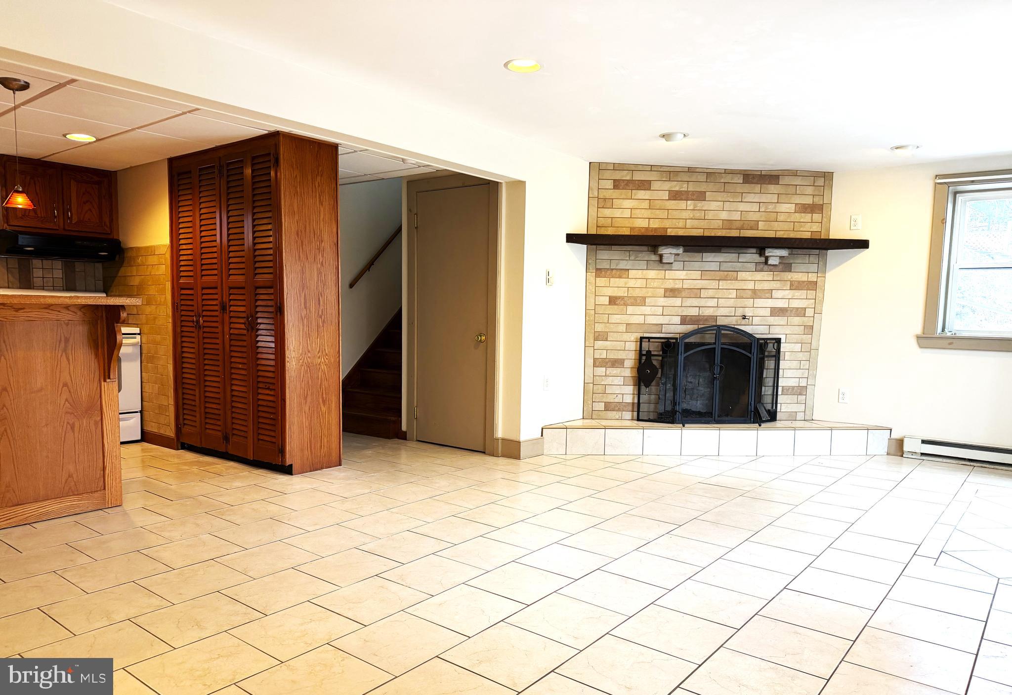 17 MOUNTAIN VIEW TRAIL A&B