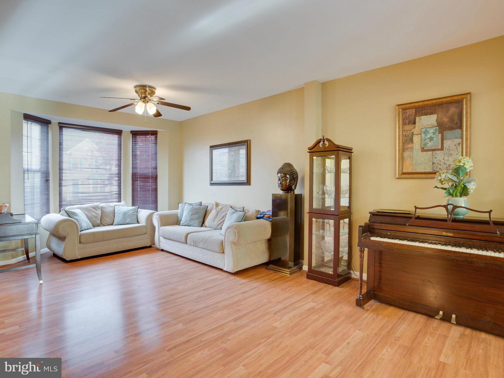 POTOMAC LAKES - Residential