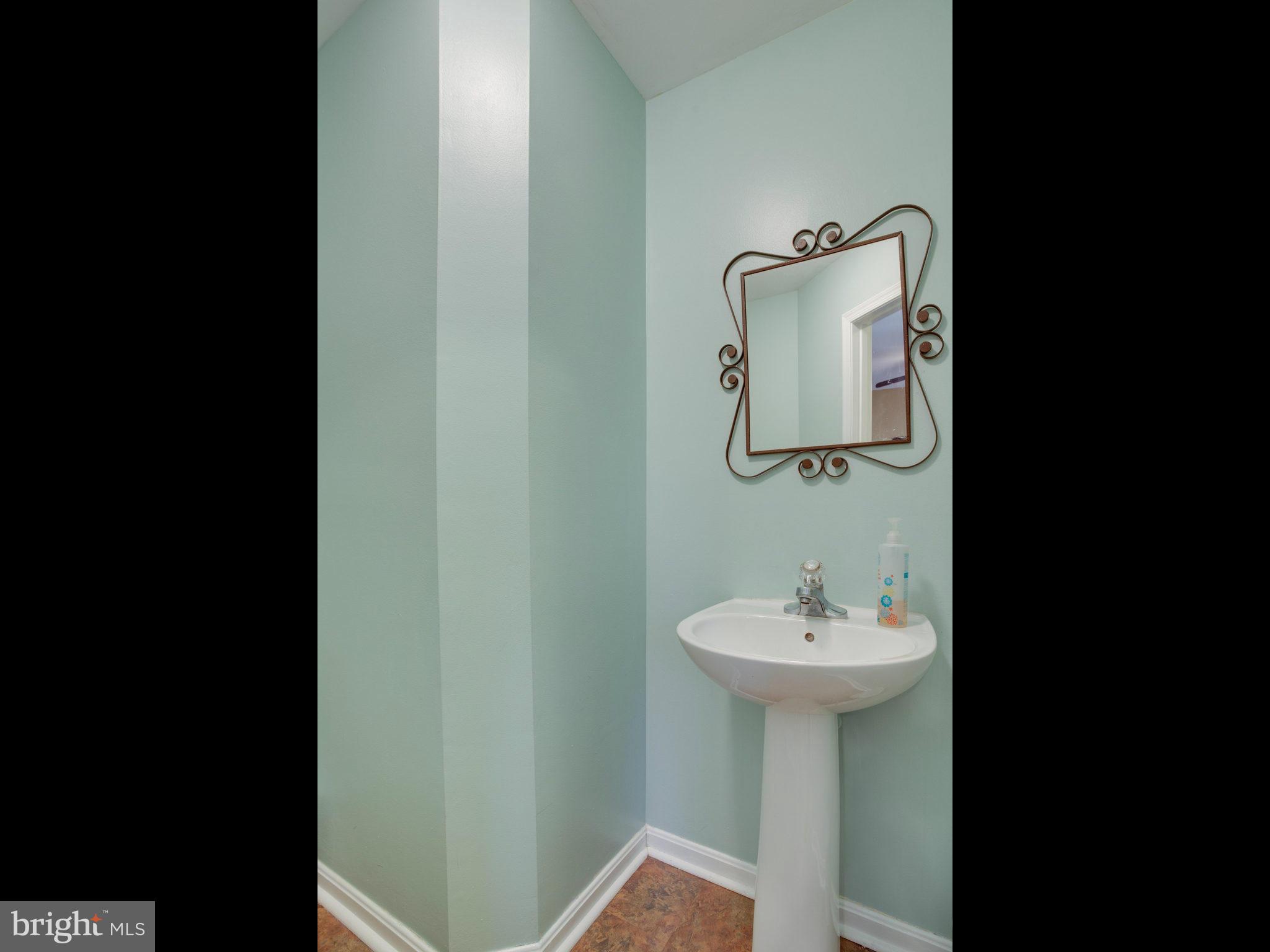 POTOMAC LAKES - Residential