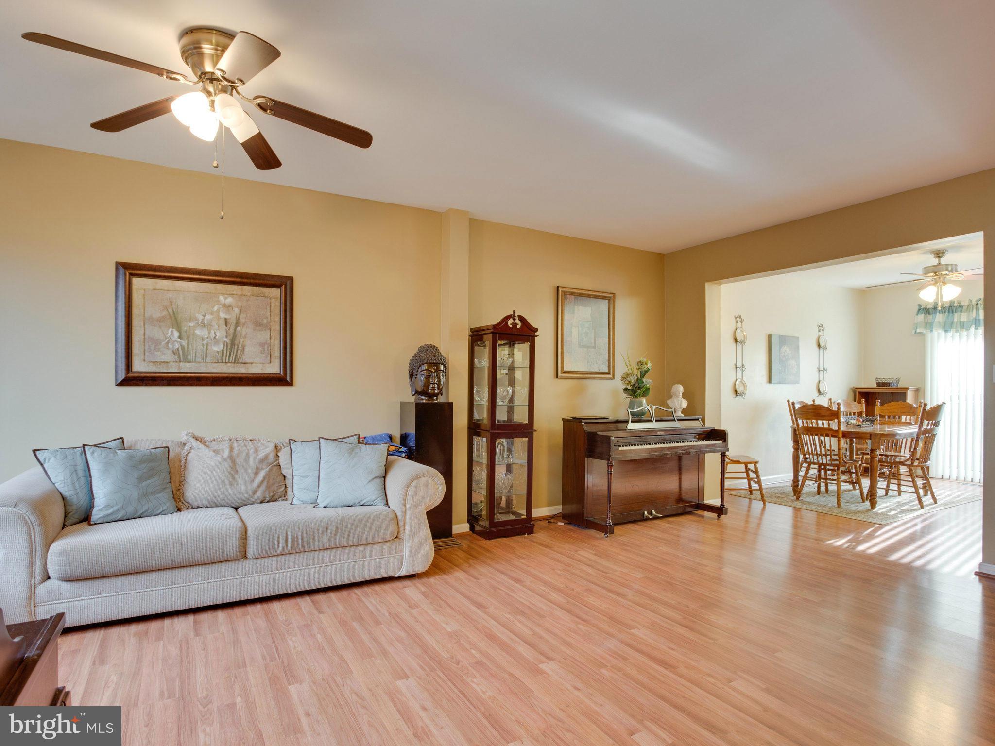 POTOMAC LAKES - Residential