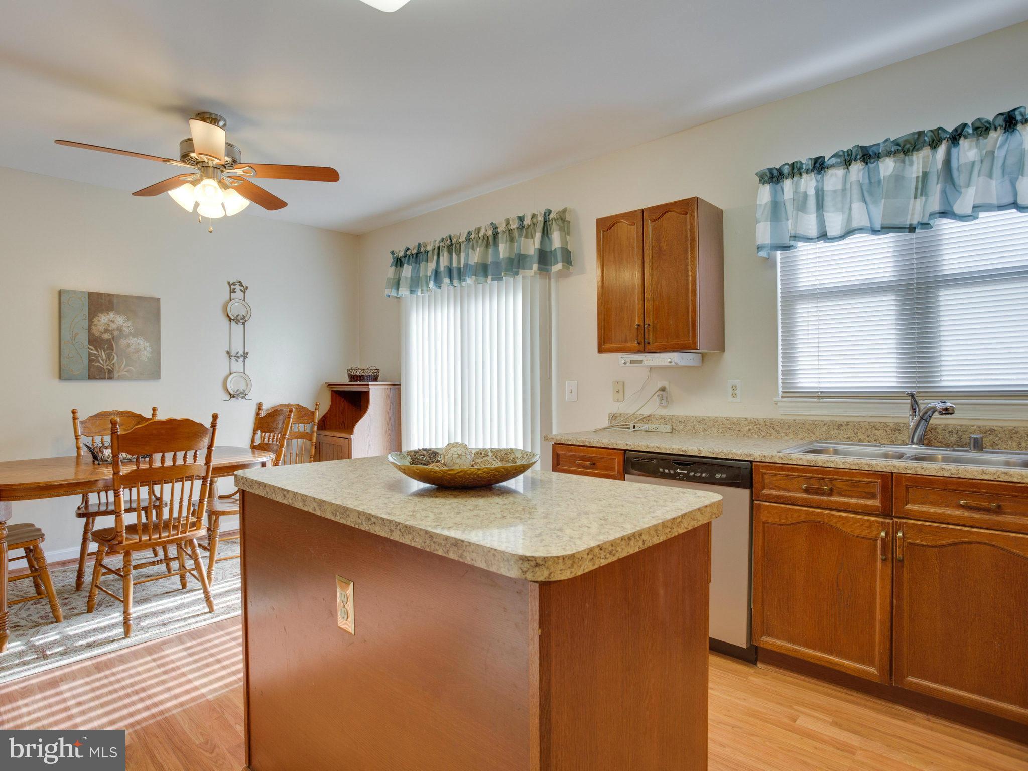 POTOMAC LAKES - Residential