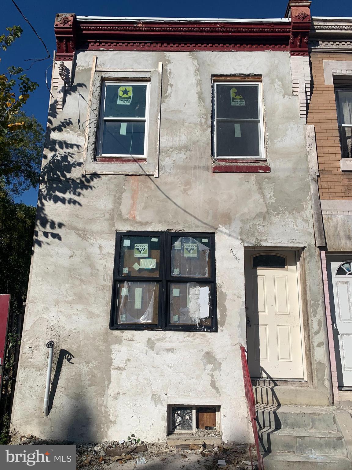 Investment Opportunity! Explore this 2-bedroom, 1-bathroom home conveniently located near Temple University. While this property does require a major rehab, it offers fantastic bones and has a partially finished project in place. This is an excellent opportunity for investors or individuals looking to create their dream space. Whether you're seeking an investment property or a place to call home, this property has the potential to fulfill your vision.
