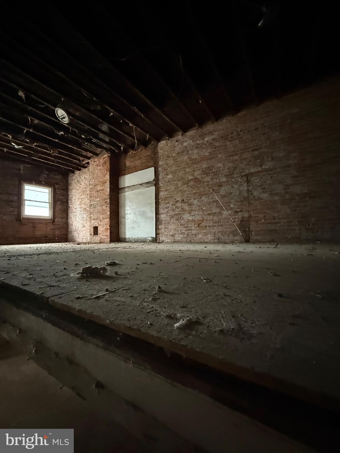 MANTUA - Residential