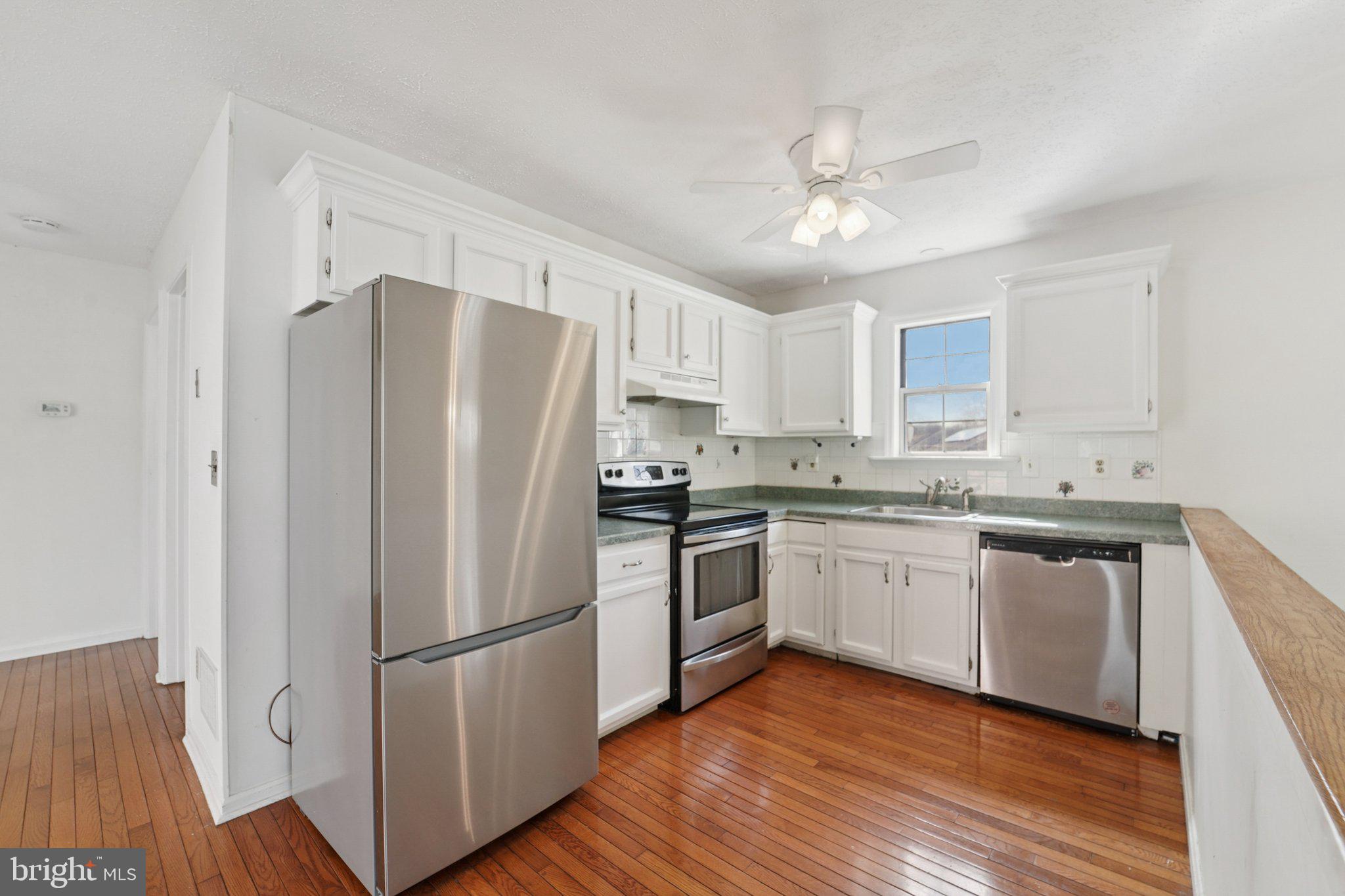 BELHAVEN BEACH - Residential