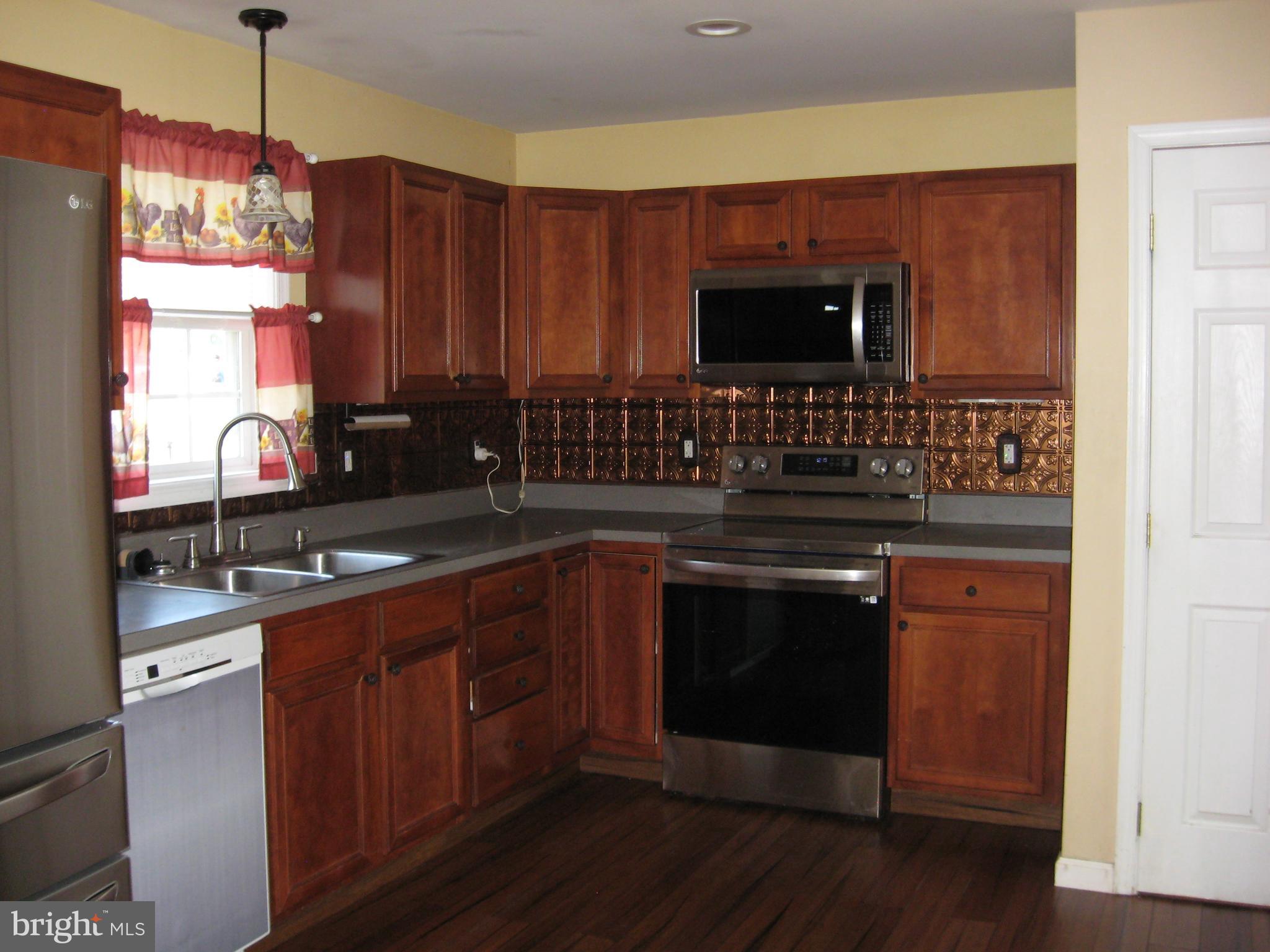 INWOOD MEADOWS - Residential