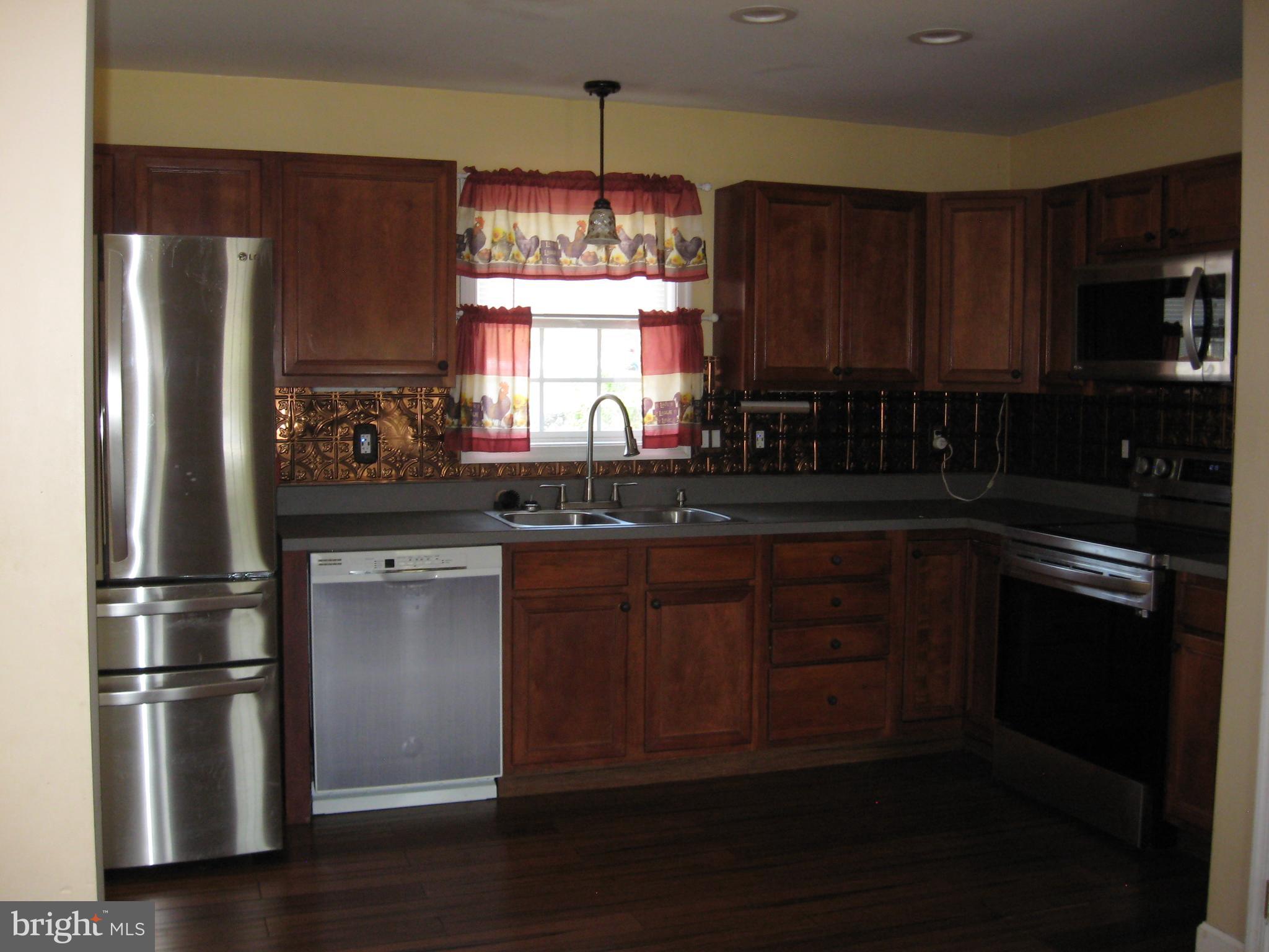 INWOOD MEADOWS - Residential