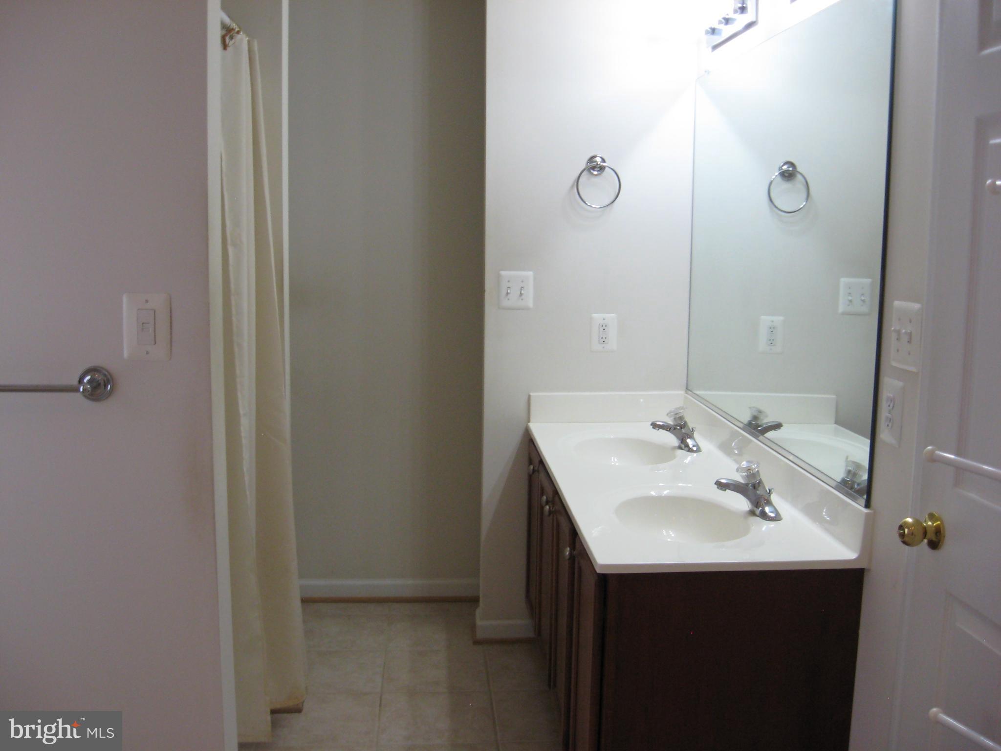 INWOOD MEADOWS - Residential