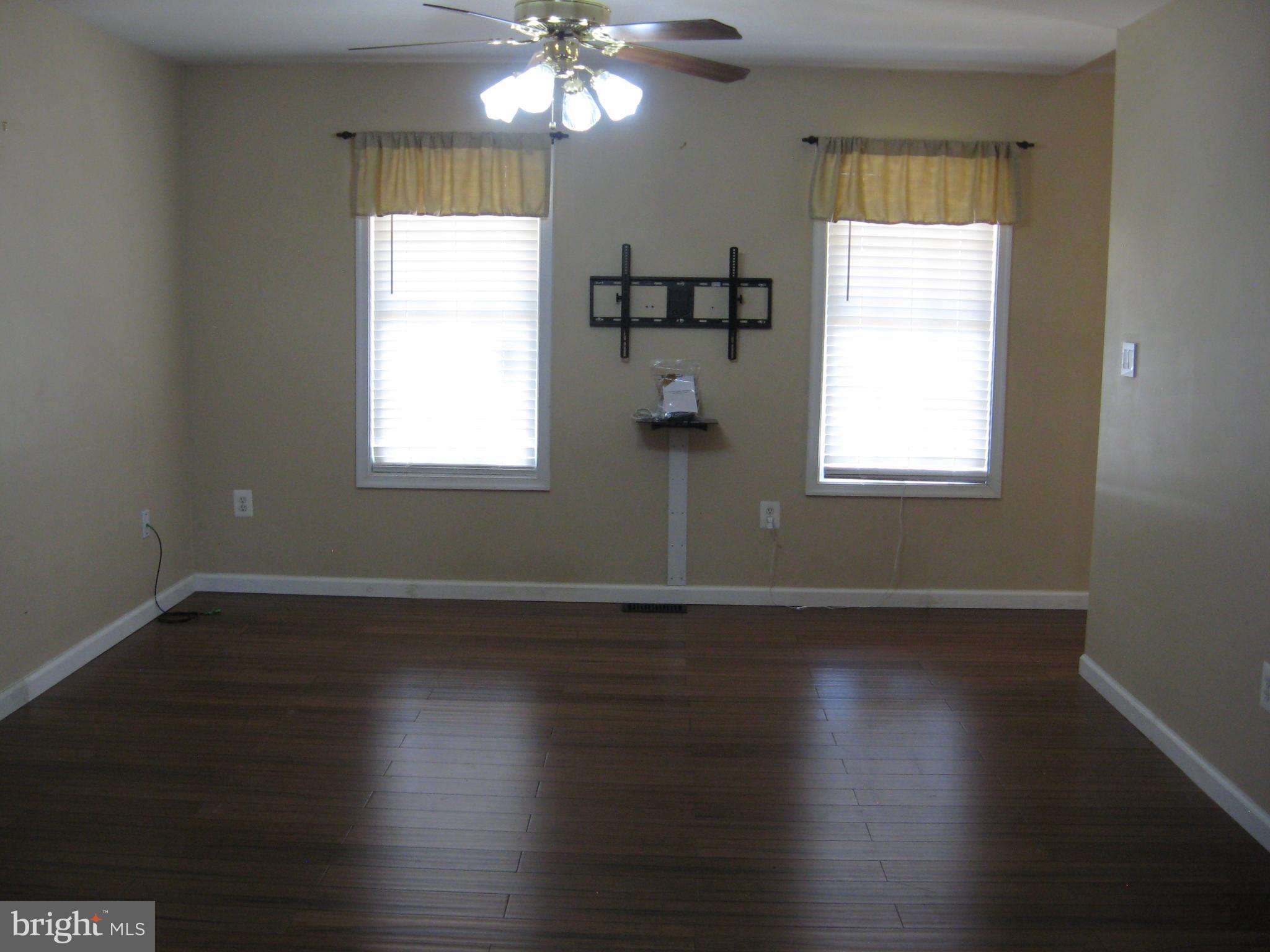 INWOOD MEADOWS - Residential