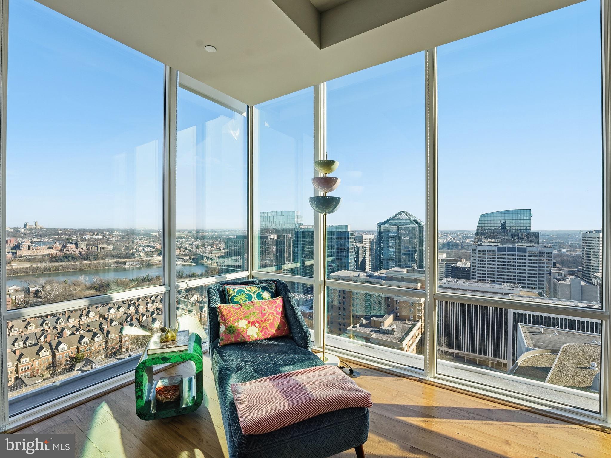 1781 N PIERCE STREET 2203