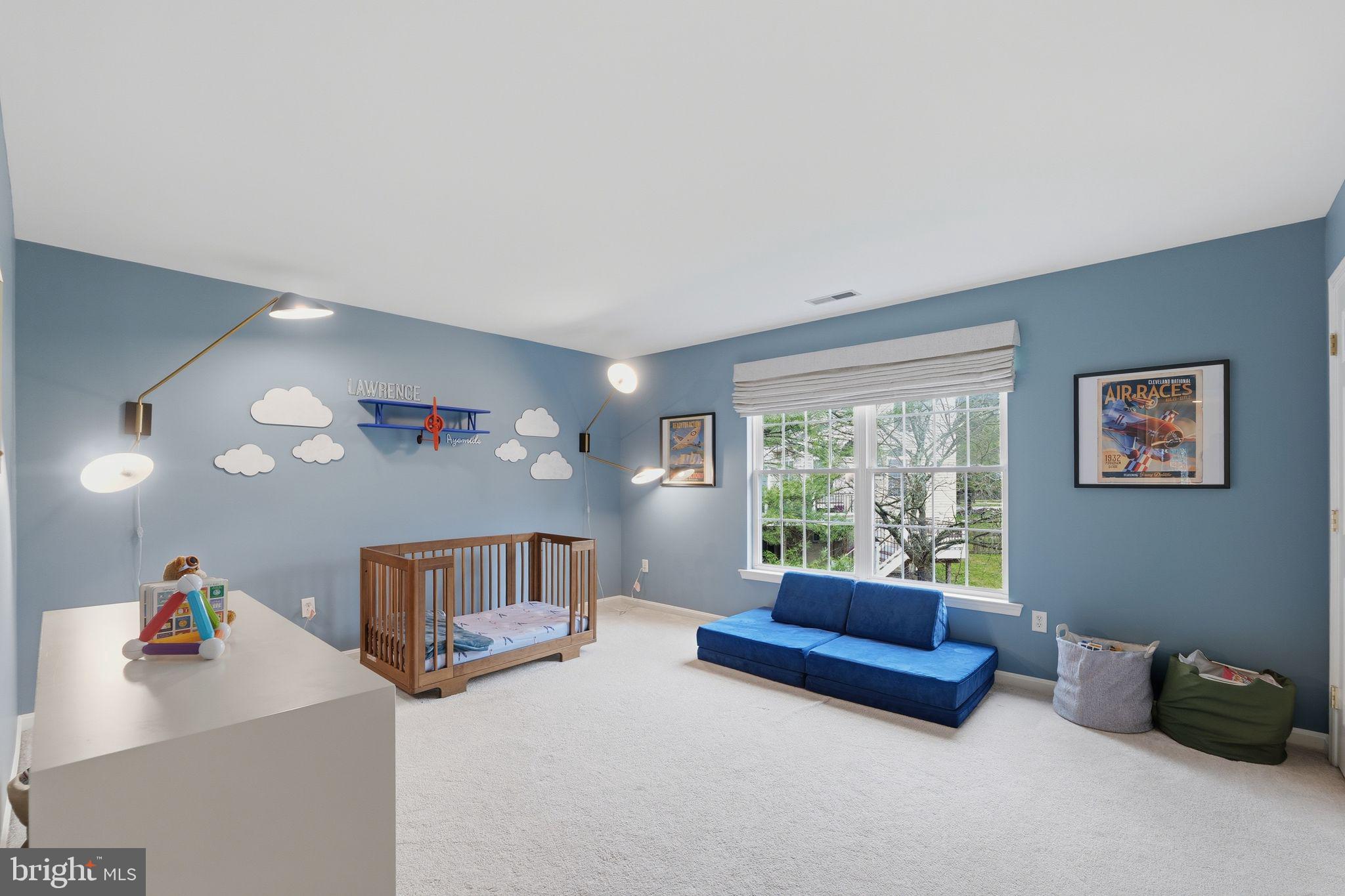 RIVER HILL - Residential