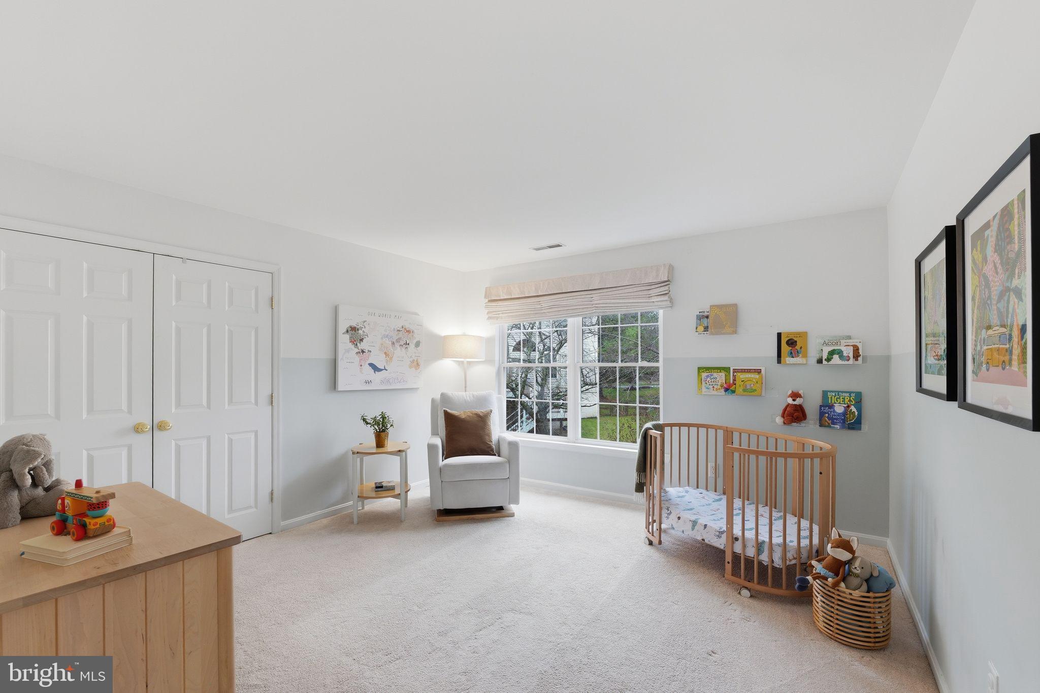 RIVER HILL - Residential