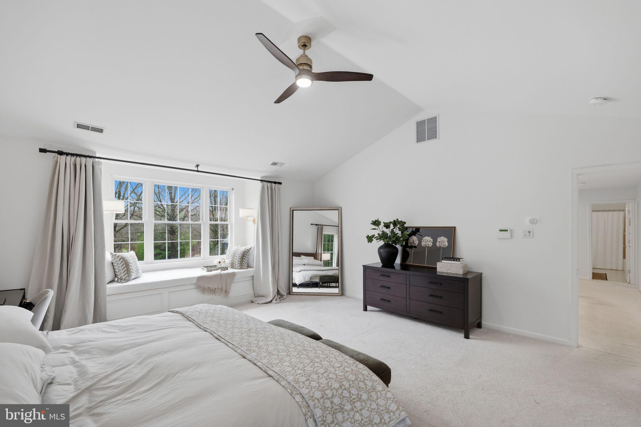 RIVER HILL - Residential