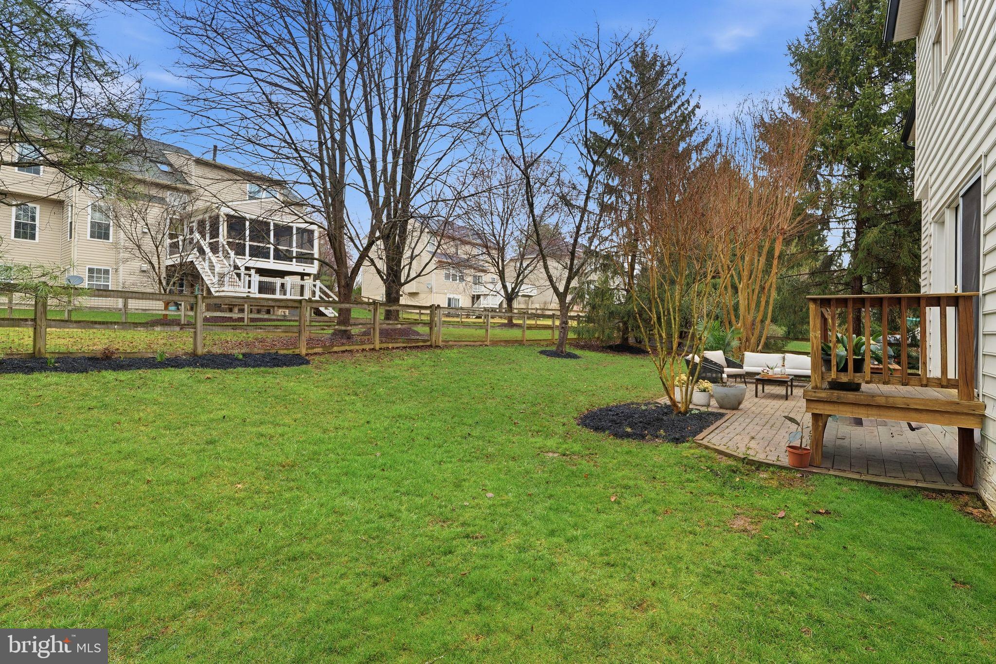 RIVER HILL - Residential