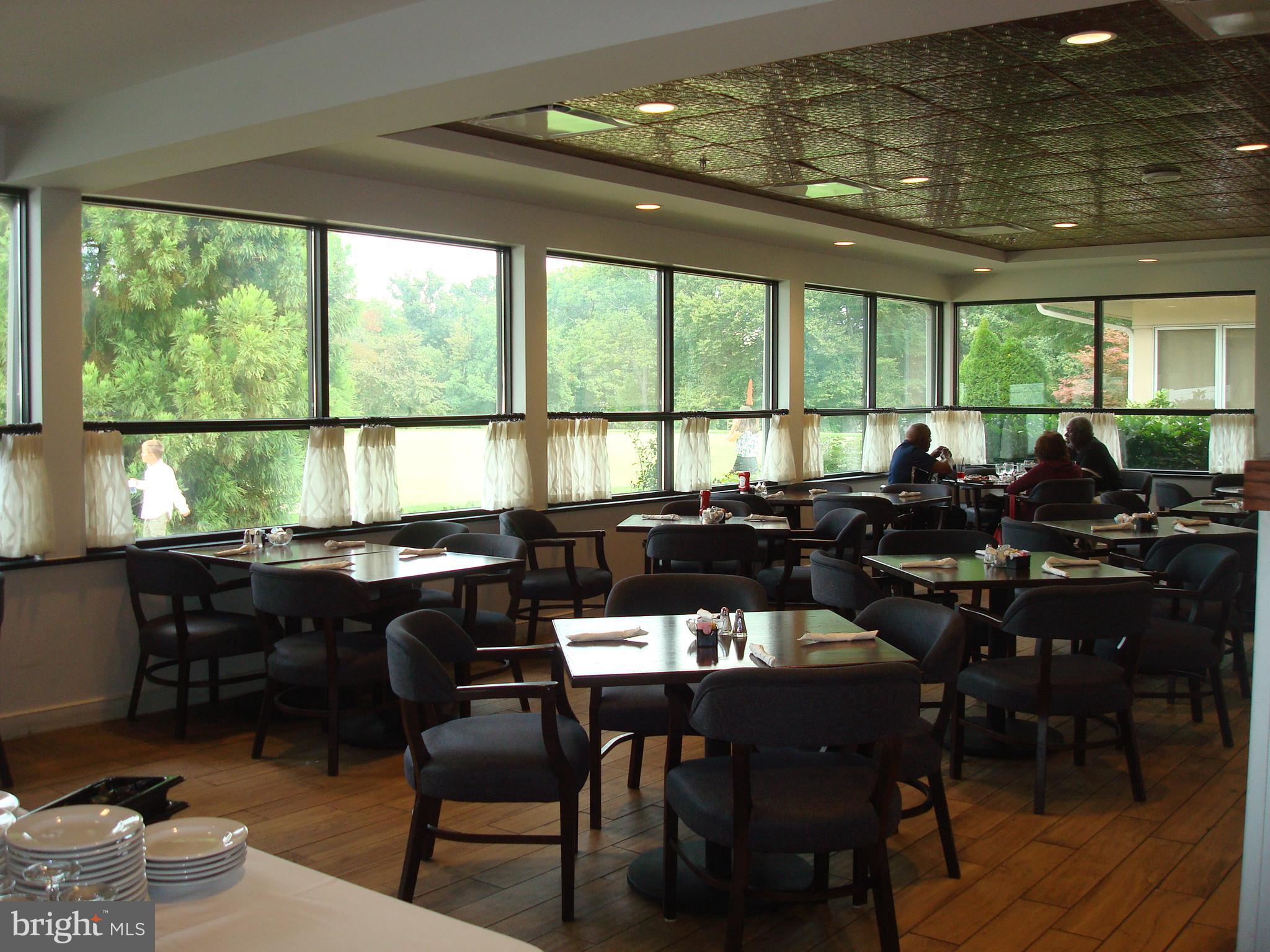 LEISURE WORLD - Residential