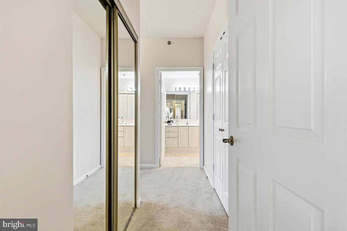 LEISURE WORLD - Residential