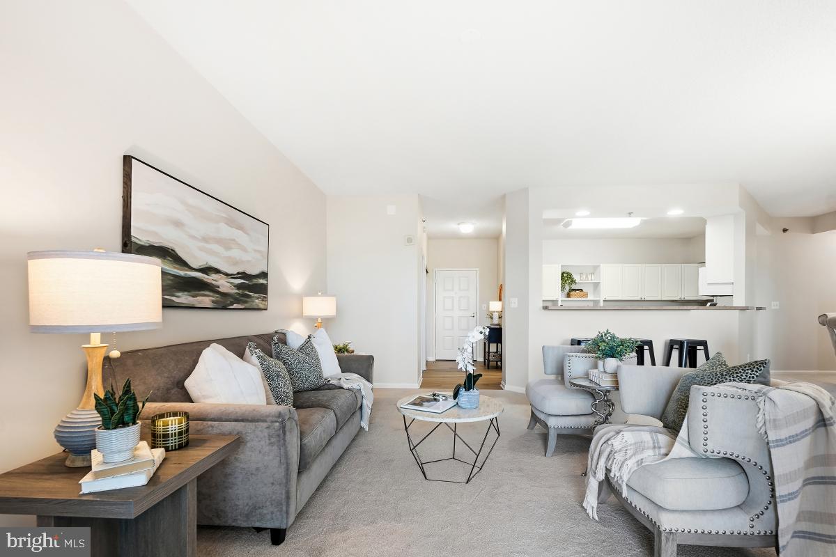 LEISURE WORLD - Residential