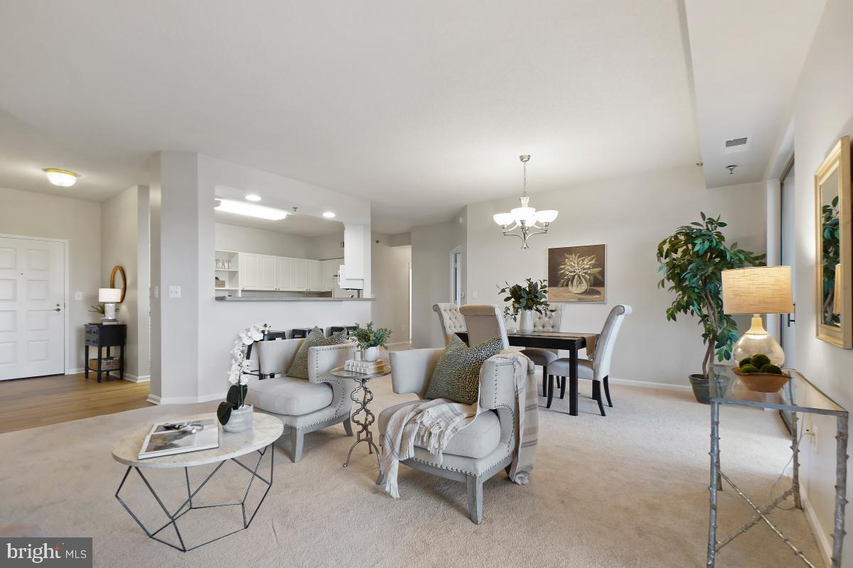 LEISURE WORLD - Residential