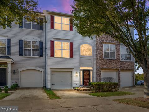 25328 ASHBURY DRIVE CHANTILLY VA 20152