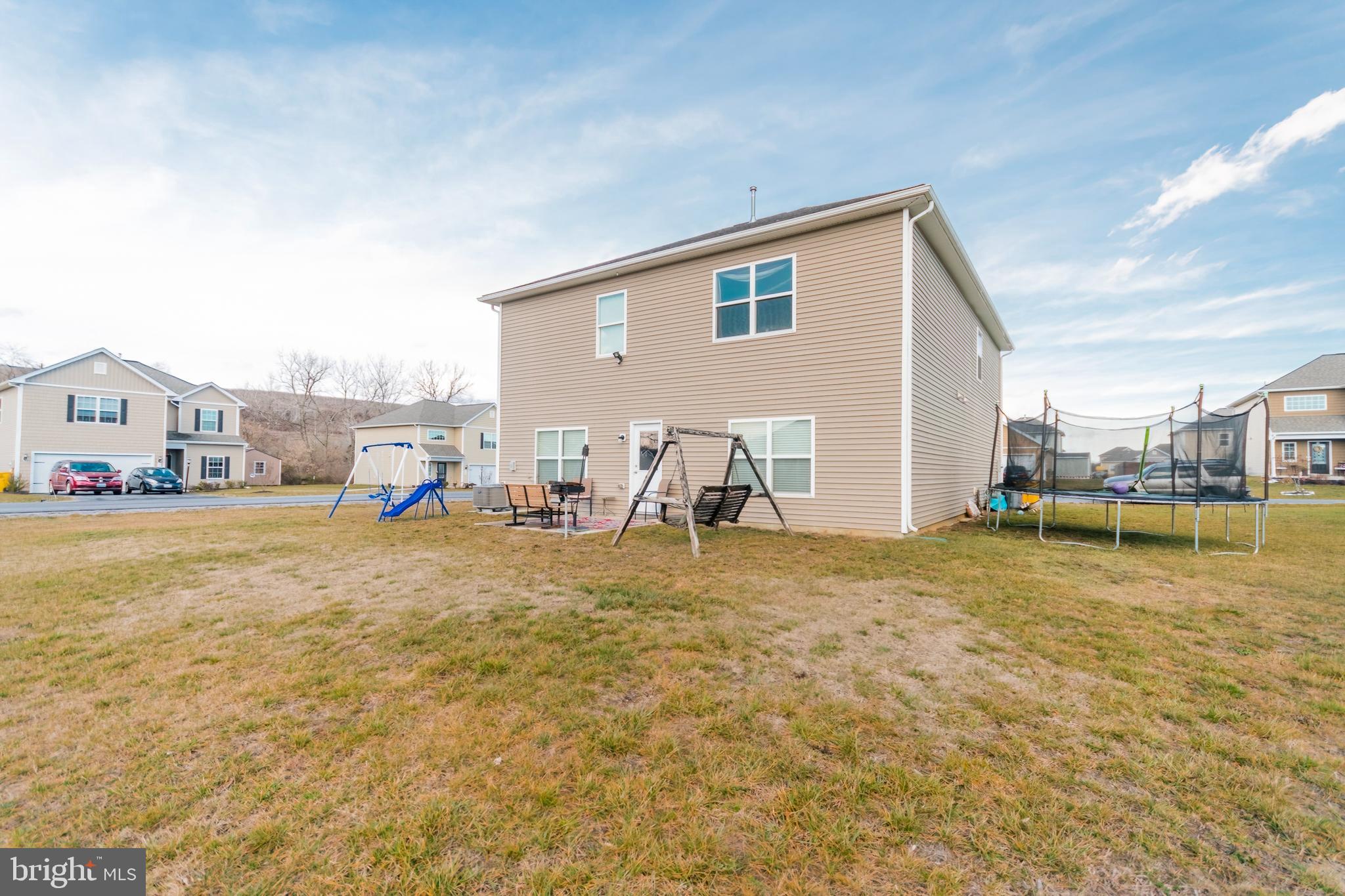 MCGINNIS POINT - Residential