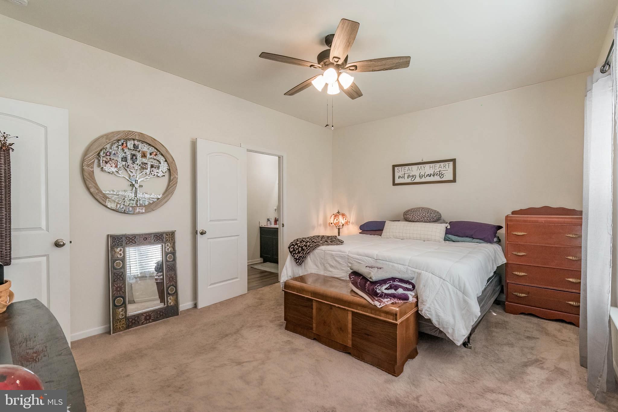 MCGINNIS POINT - Residential