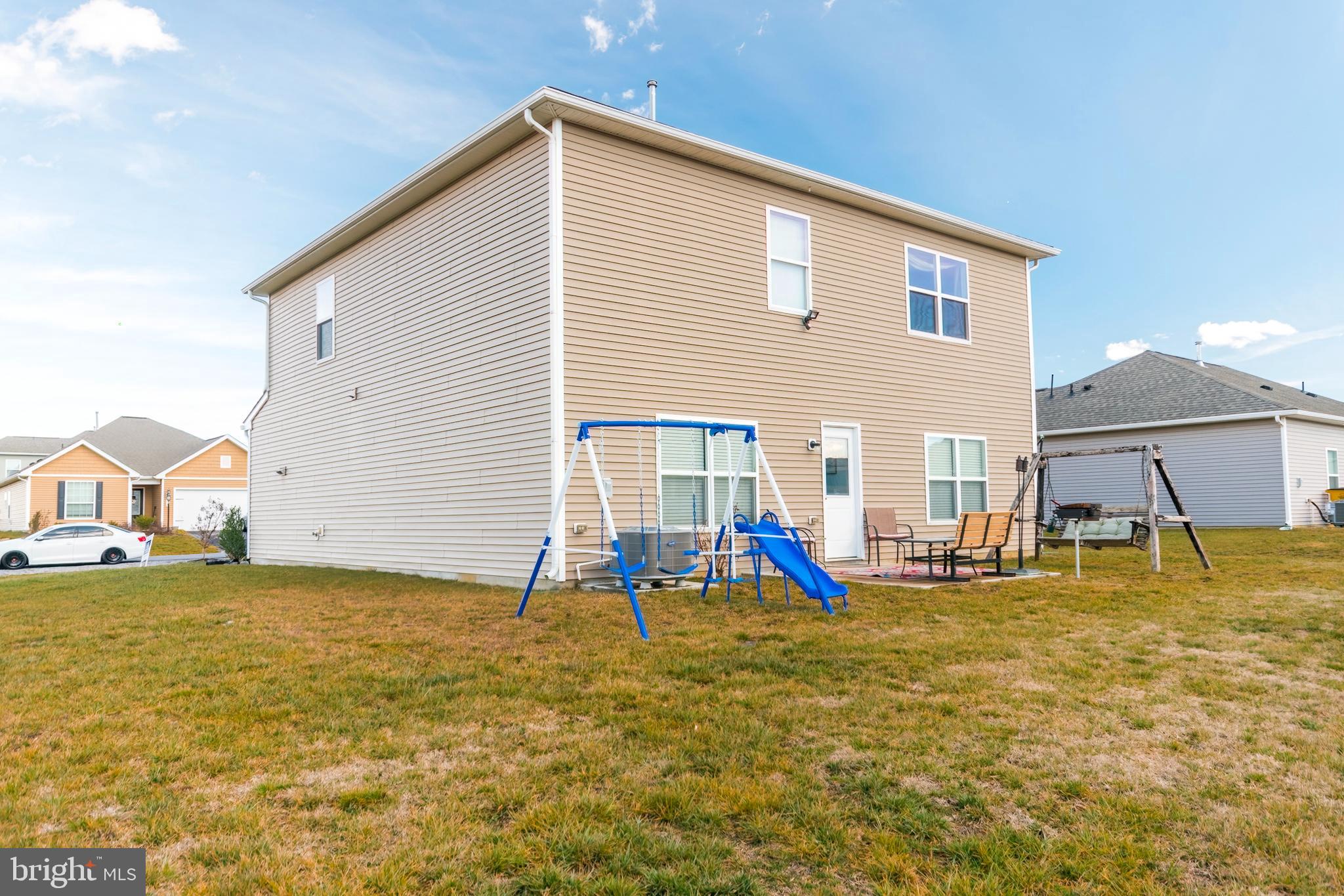 MCGINNIS POINT - Residential