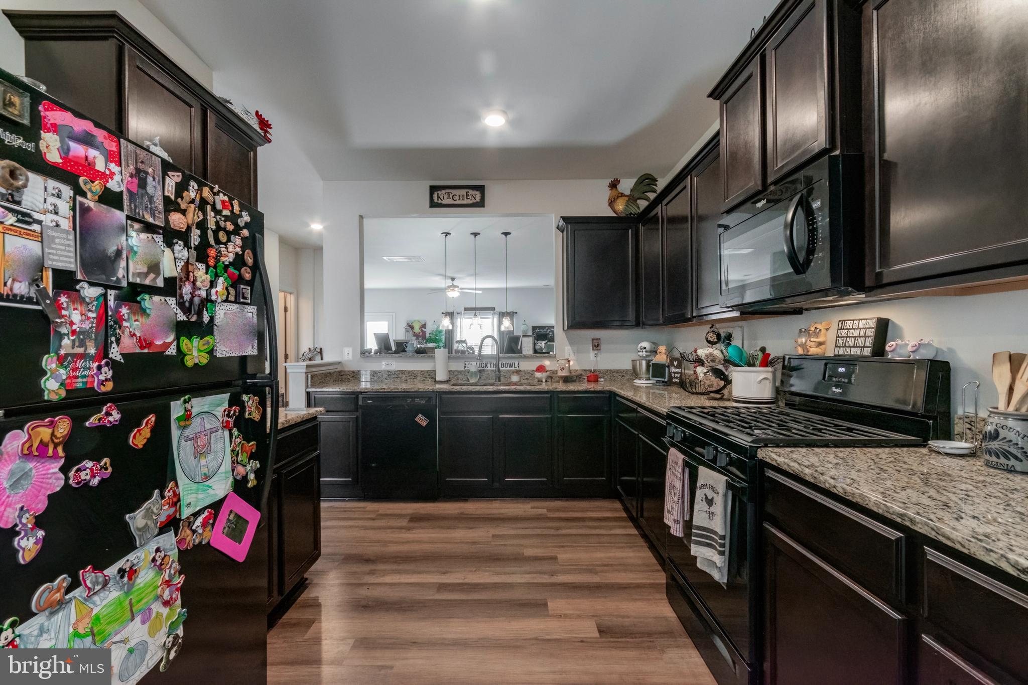 MCGINNIS POINT - Residential