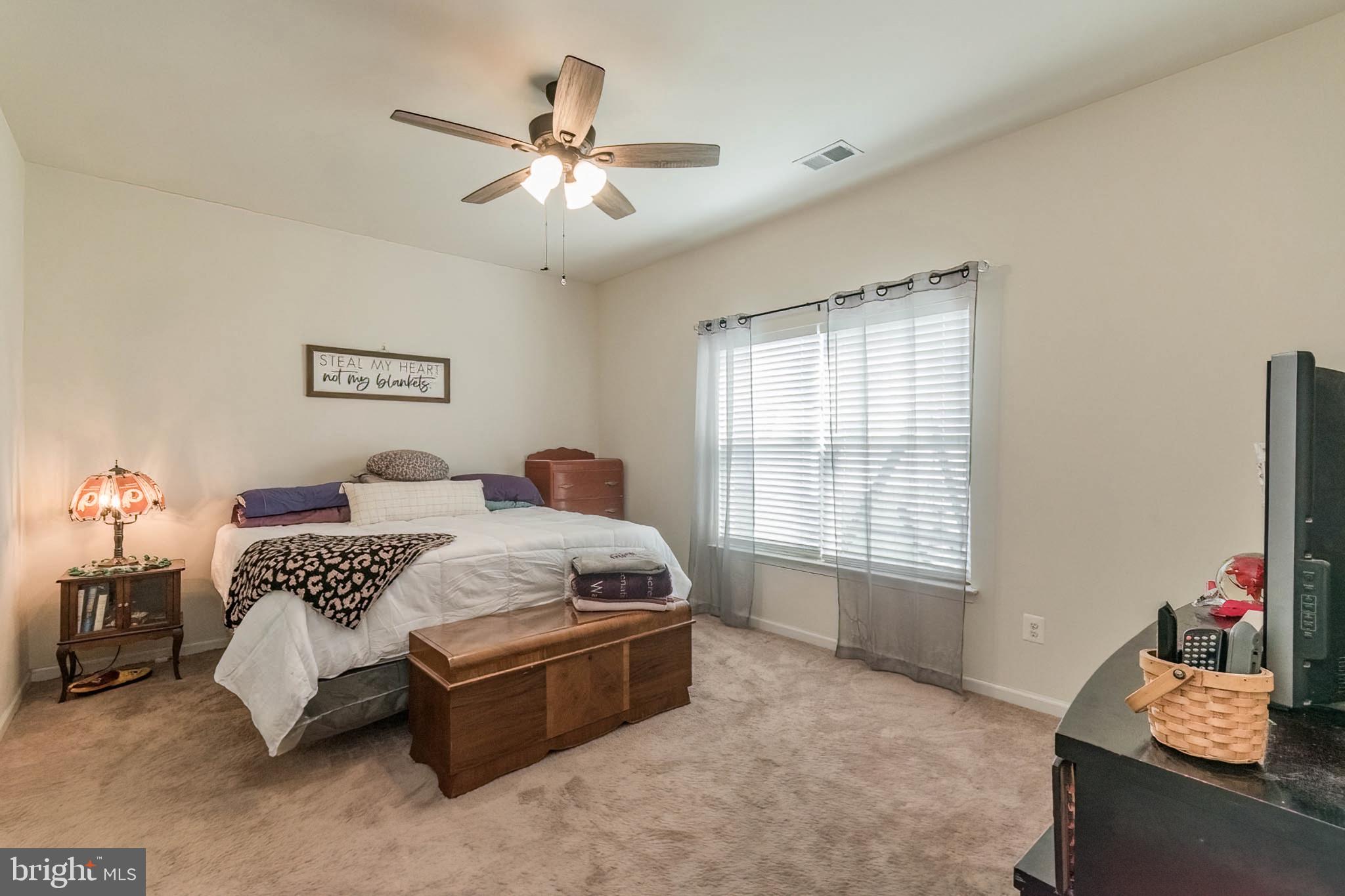 MCGINNIS POINT - Residential