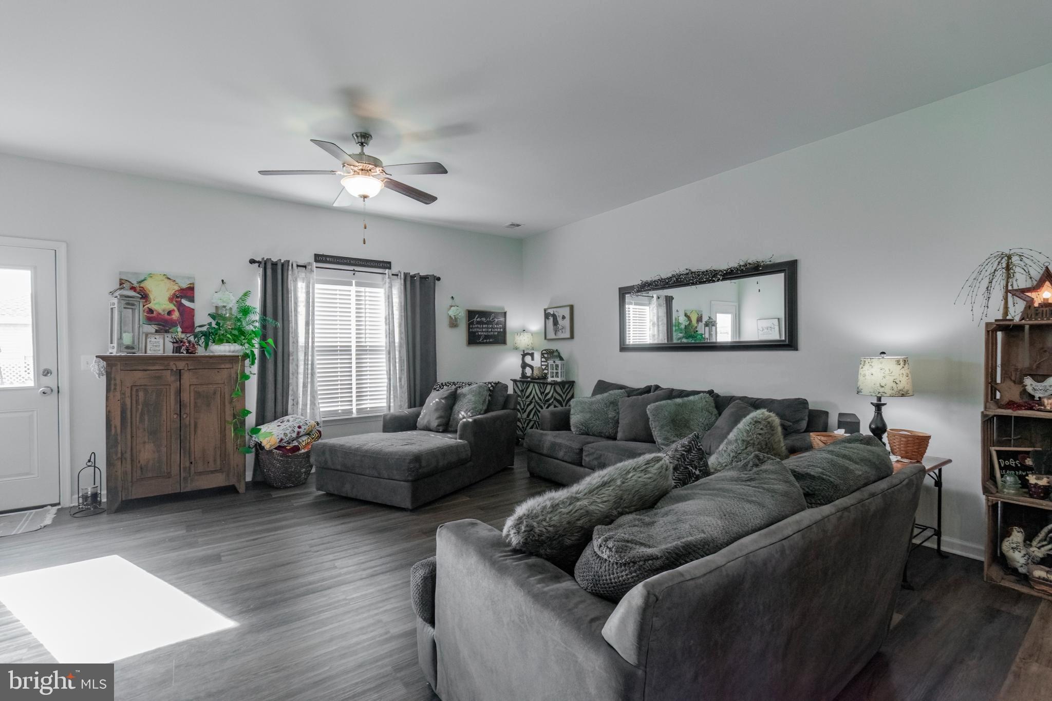 MCGINNIS POINT - Residential