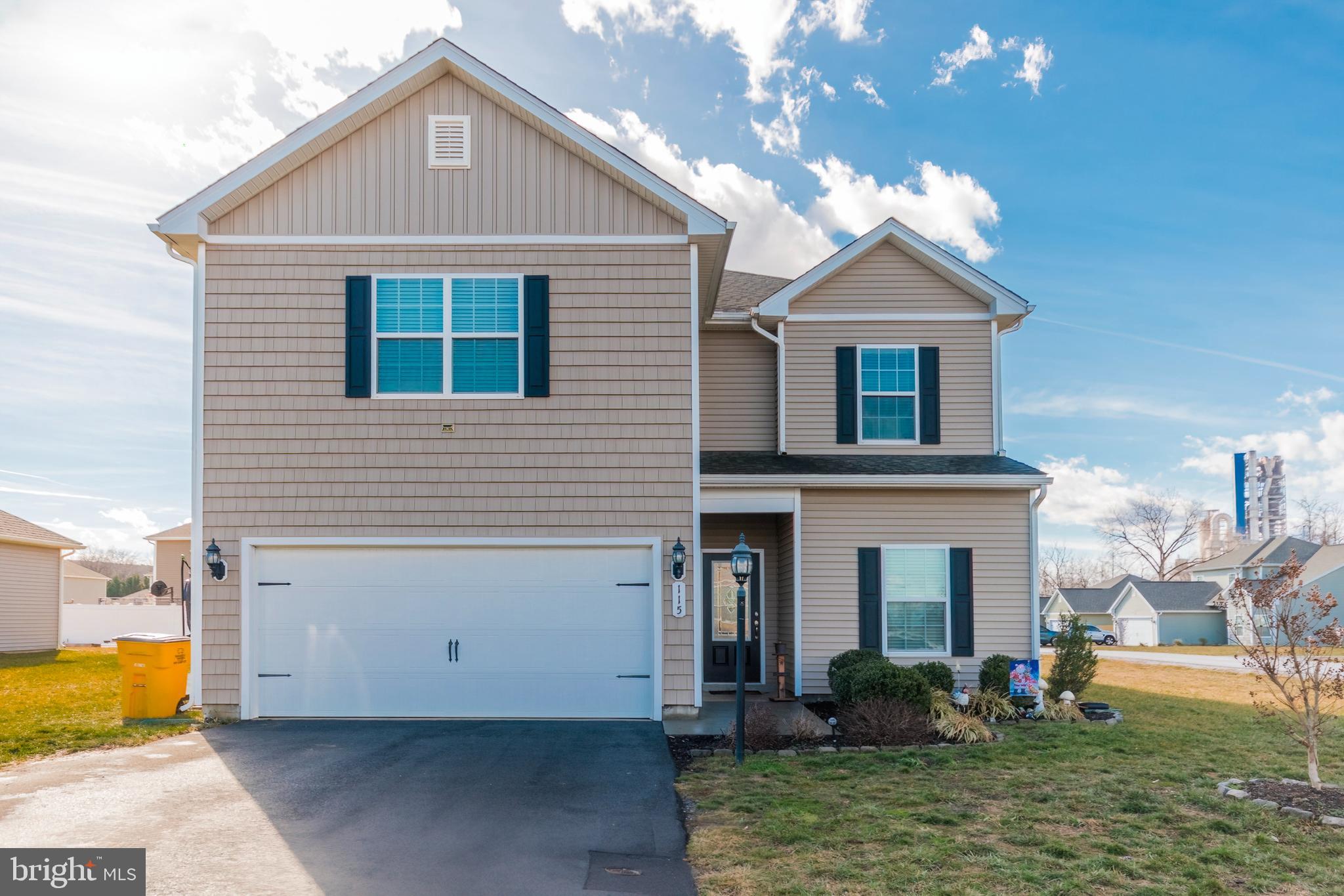 MCGINNIS POINT - Residential