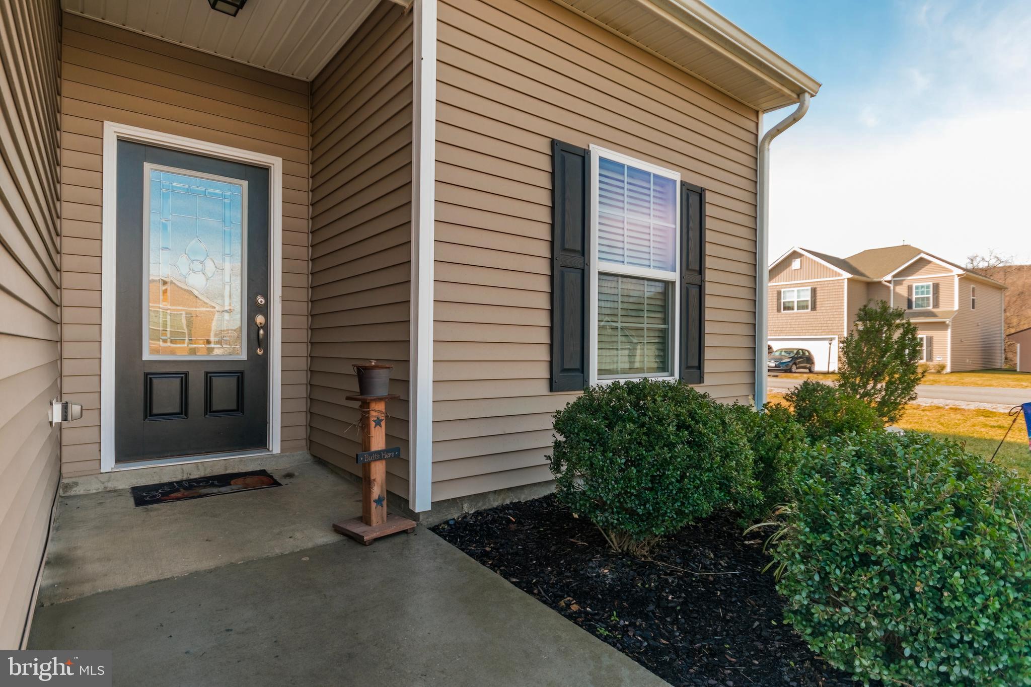 MCGINNIS POINT - Residential