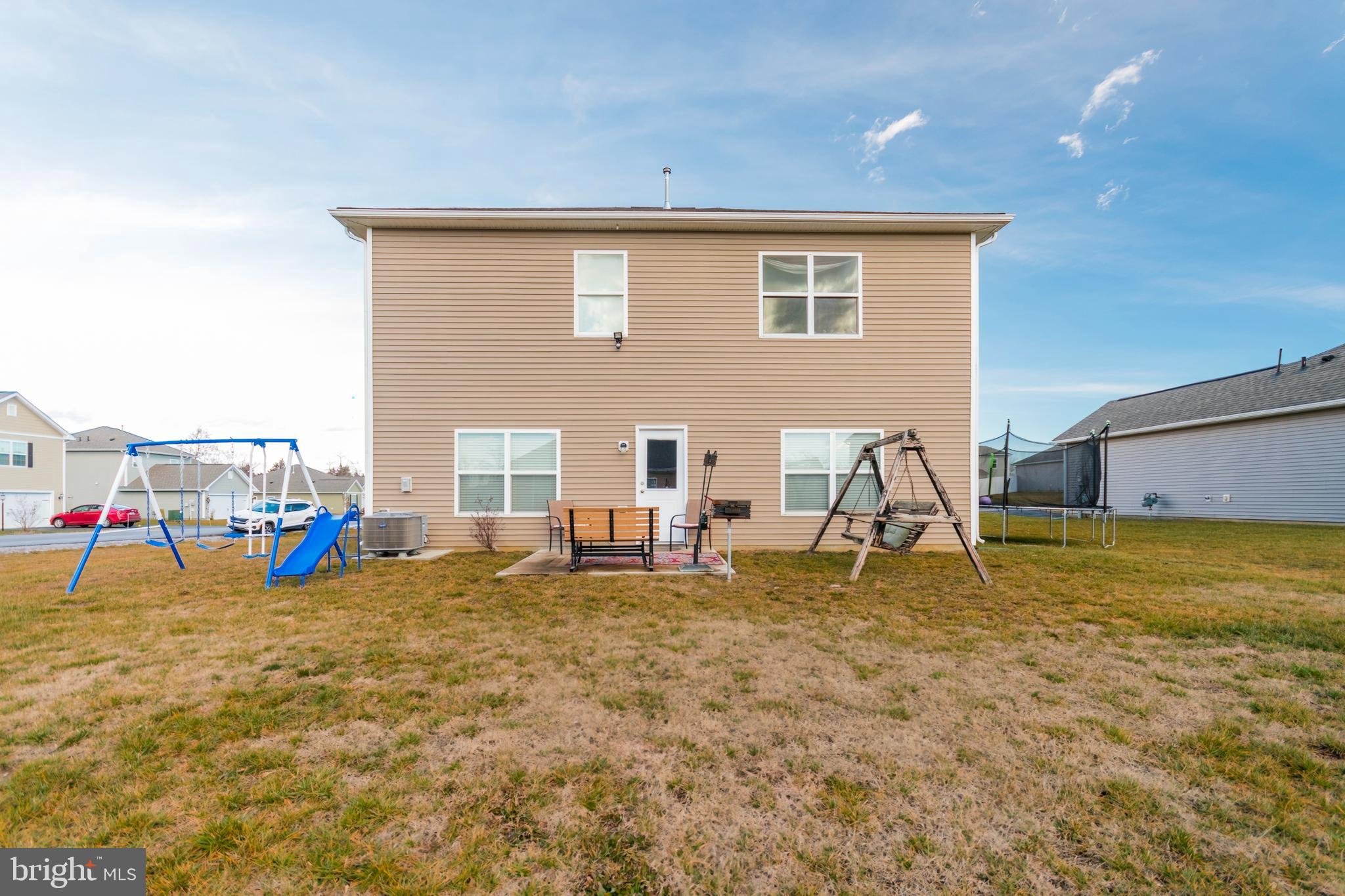 MCGINNIS POINT - Residential